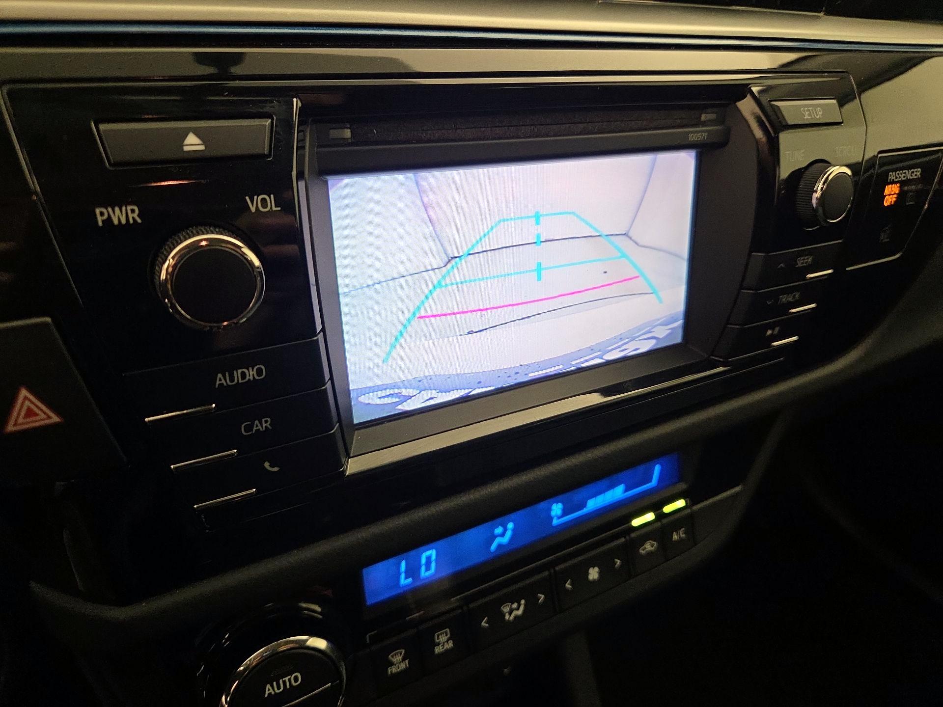 Thumbnail: 2016 Toyota Corolla - 14