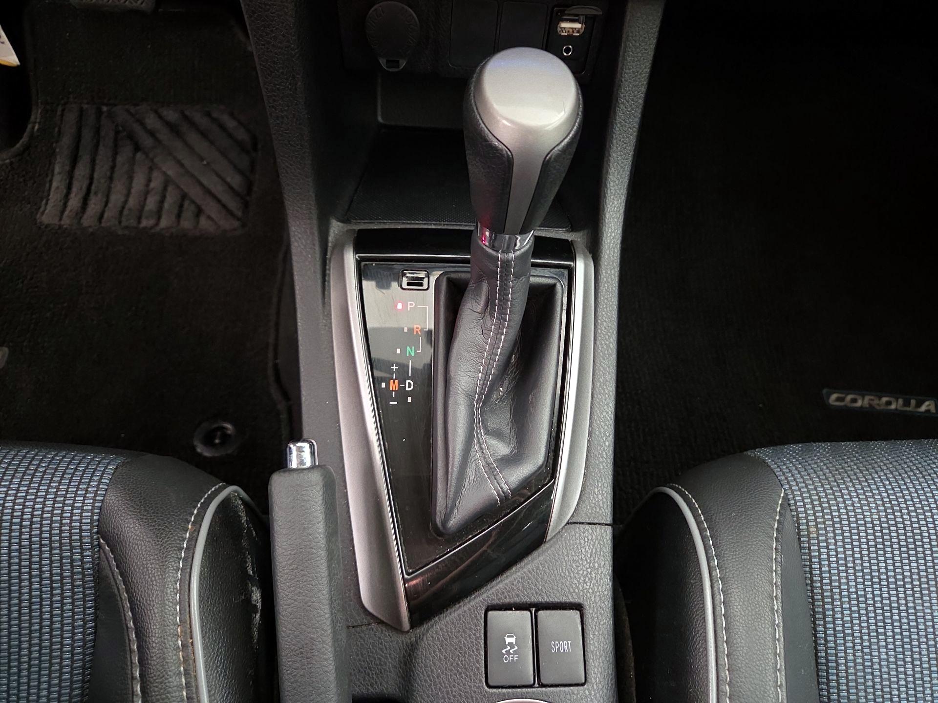 Thumbnail: 2016 Toyota Corolla - 17