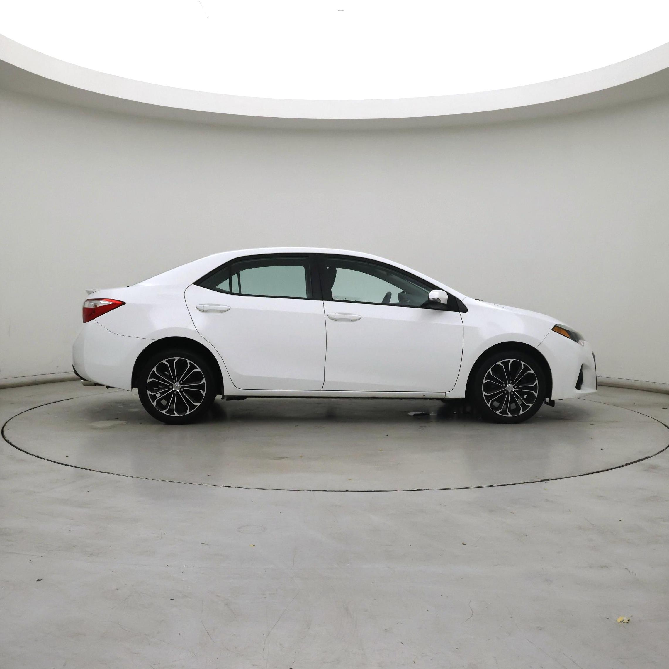 Thumbnail: 2016 Toyota Corolla - 7