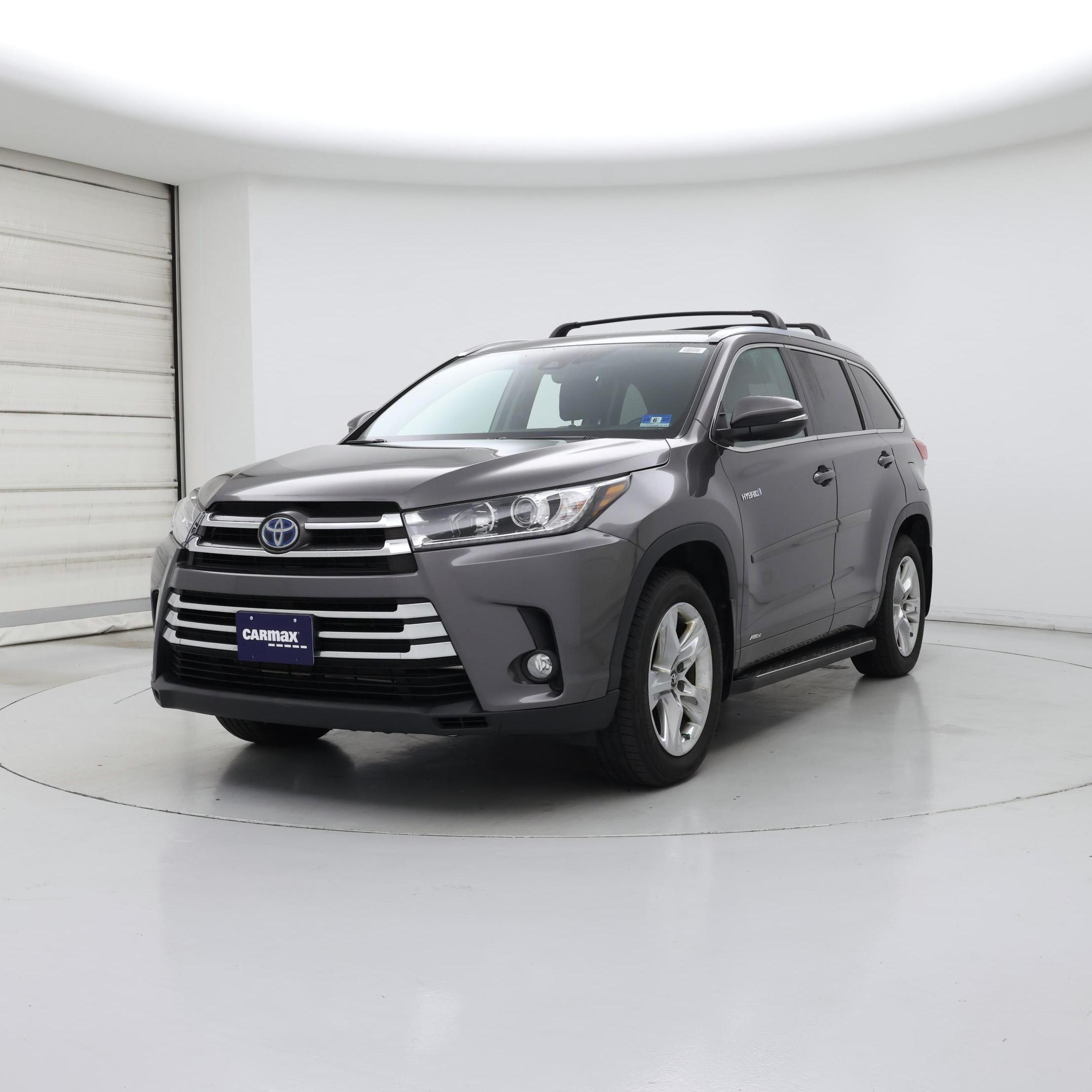 Thumbnail: 2018 Toyota Highlander - 4