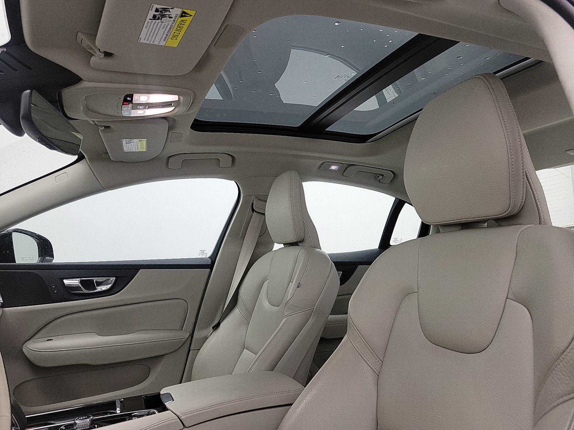 Thumbnail: 2023 Volvo S60 - 19