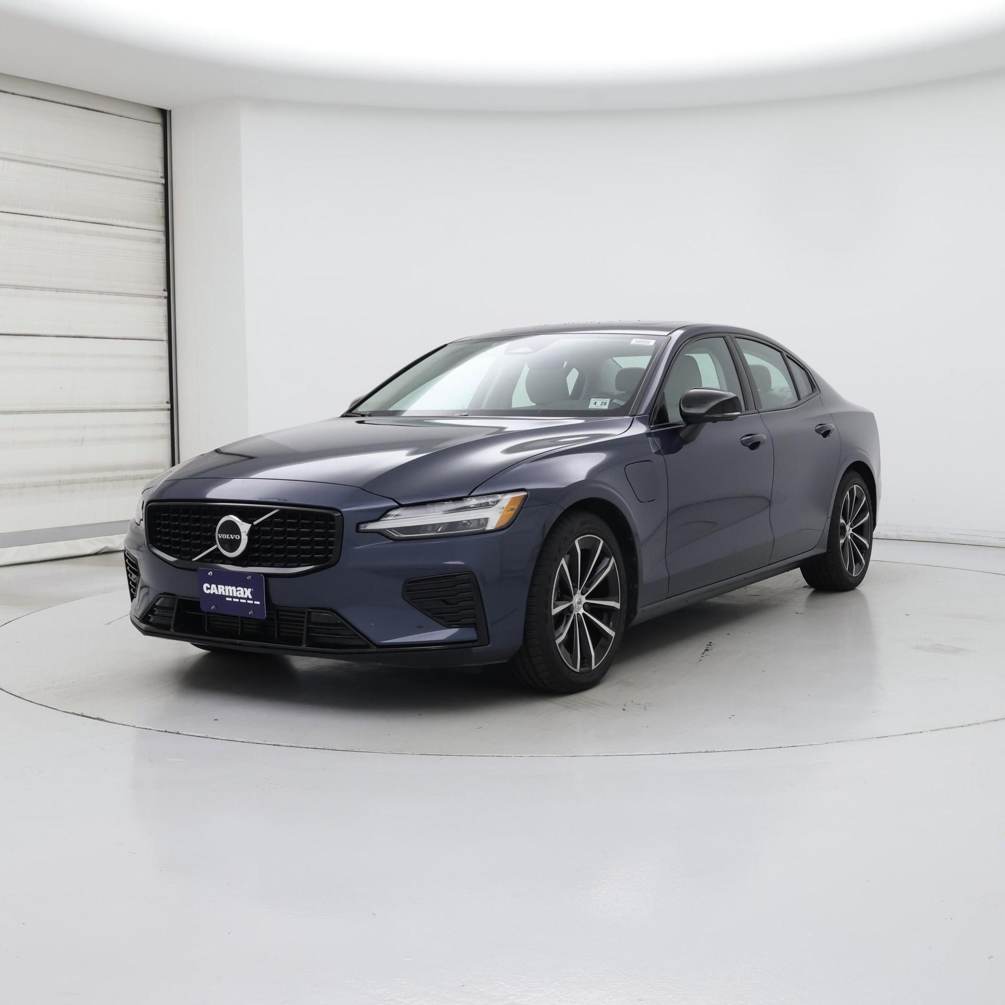 Thumbnail: 2023 Volvo S60 - 4