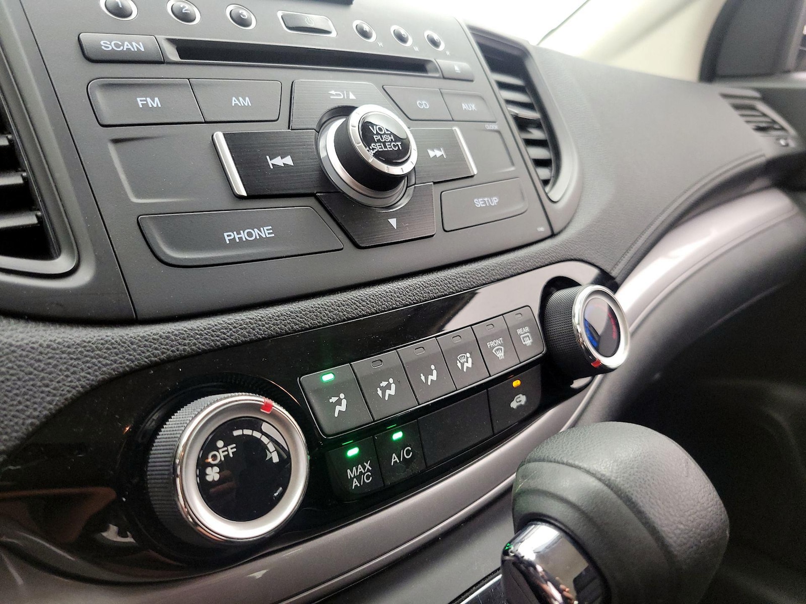2015 Honda CR-V LX - Photo 16