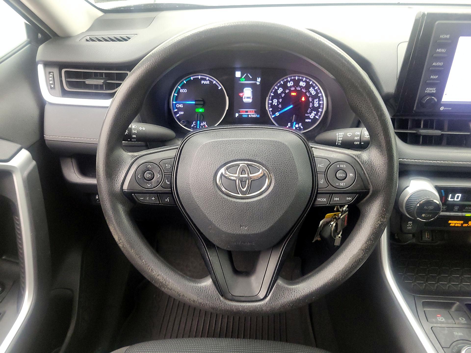 Thumbnail: 2022 Toyota RAV4 - 10