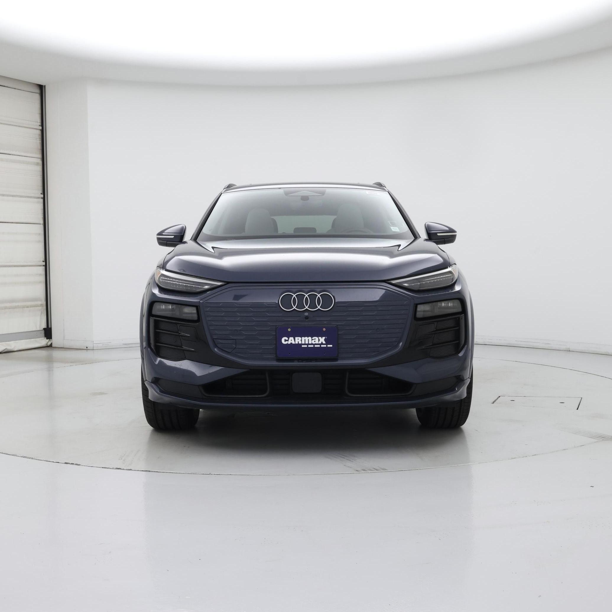 Thumbnail: 2025 Audi Q6 e-tron - 5