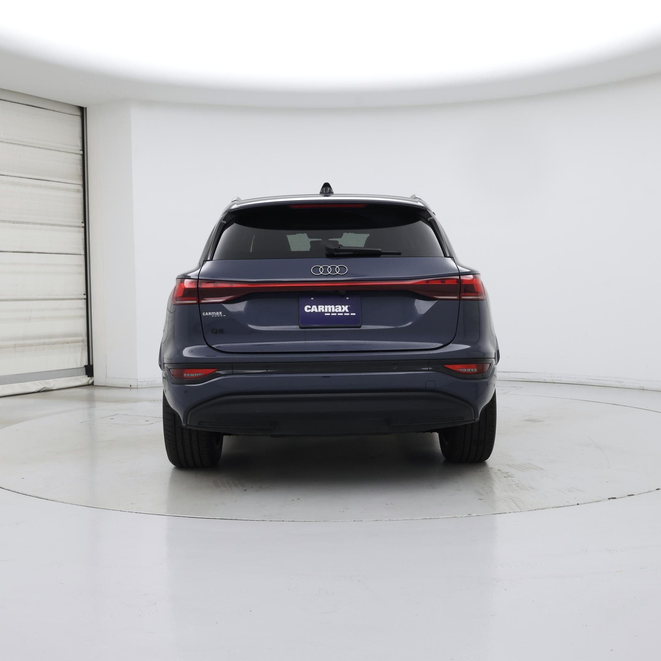 Thumbnail: 2025 Audi Q6 e-tron - 6