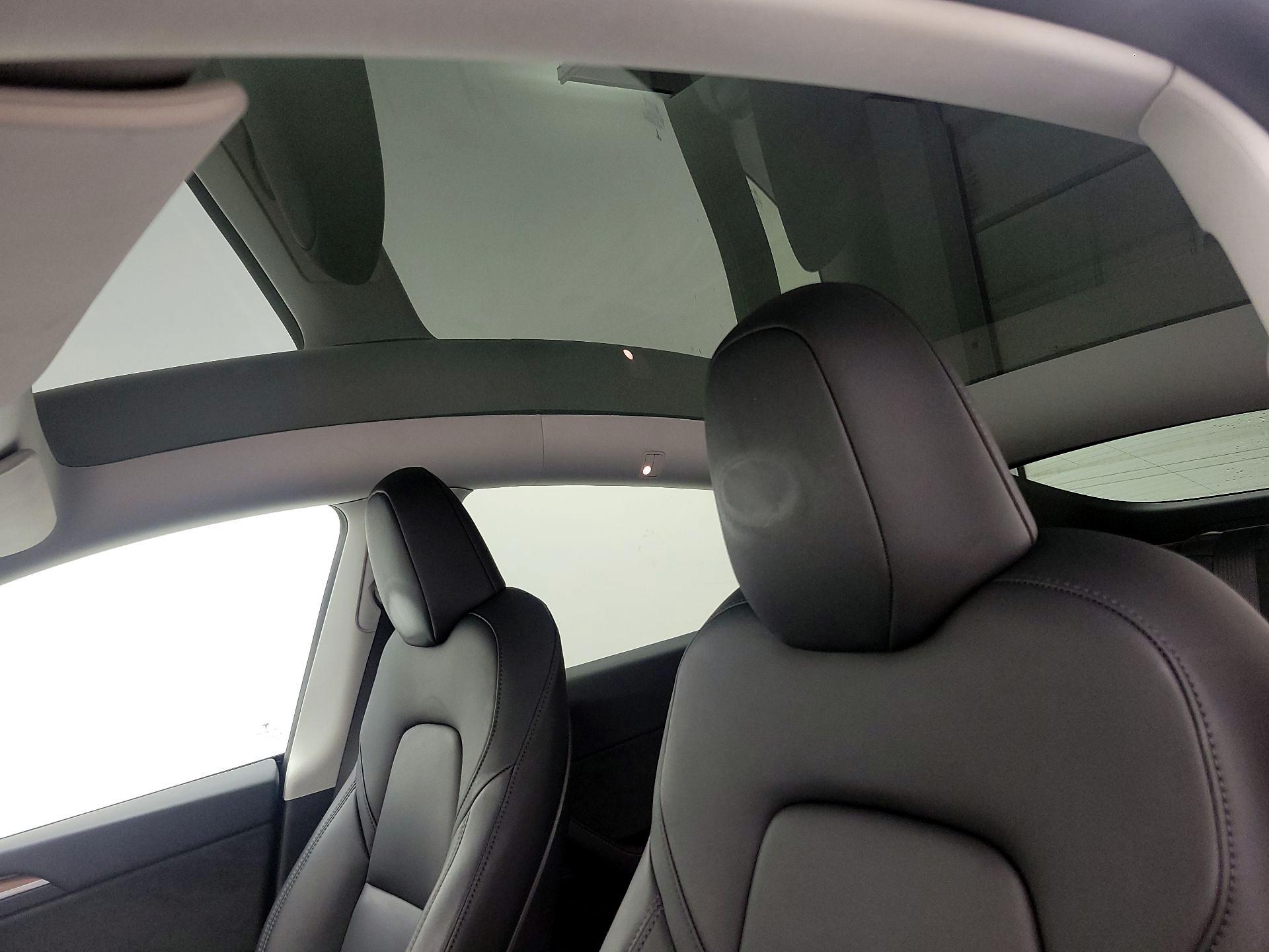Thumbnail: 2023 Tesla Model Y - 19