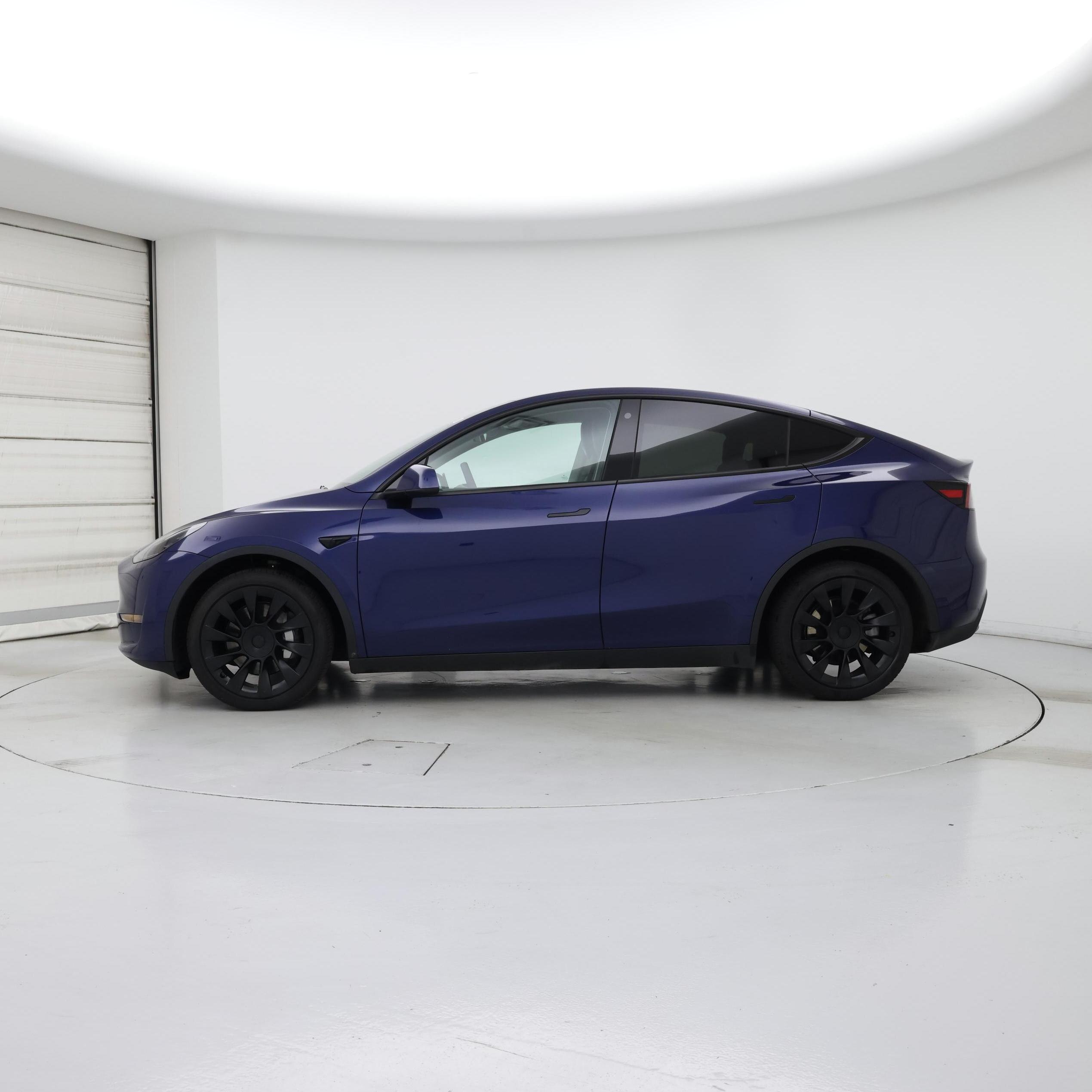 Thumbnail: 2023 Tesla Model Y - 3