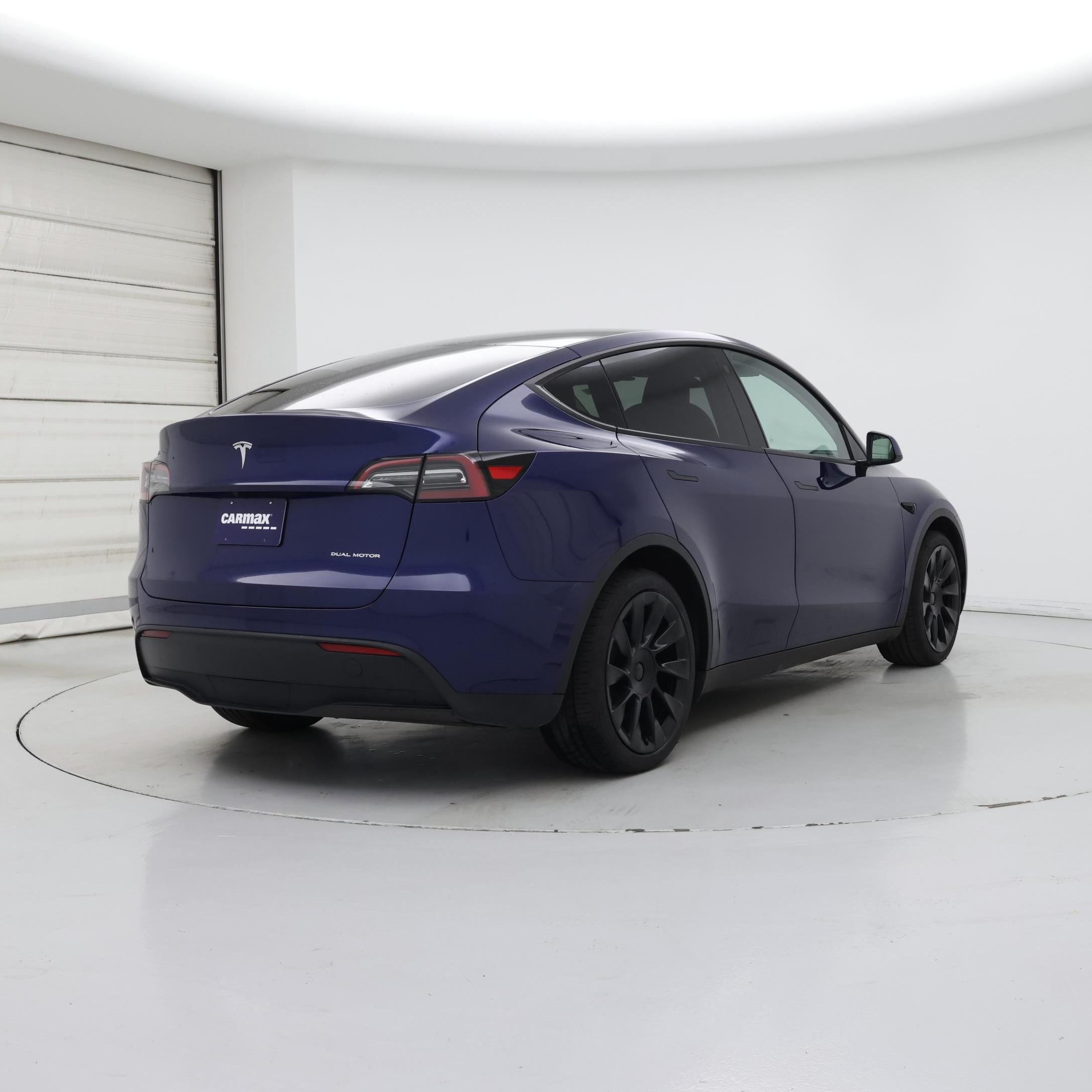 Thumbnail: 2023 Tesla Model Y - 8