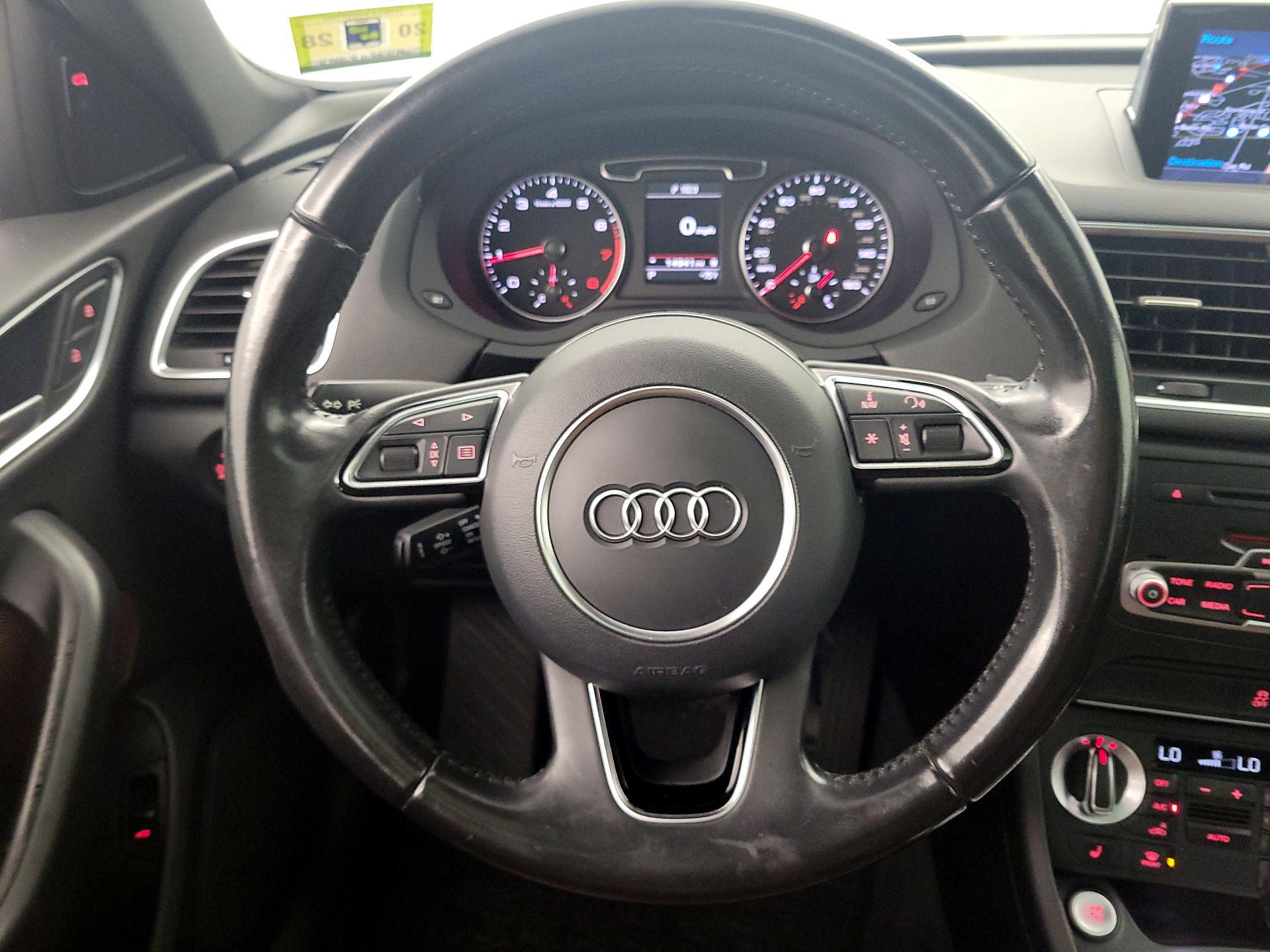 Thumbnail: 2015 Audi Q3 - 10