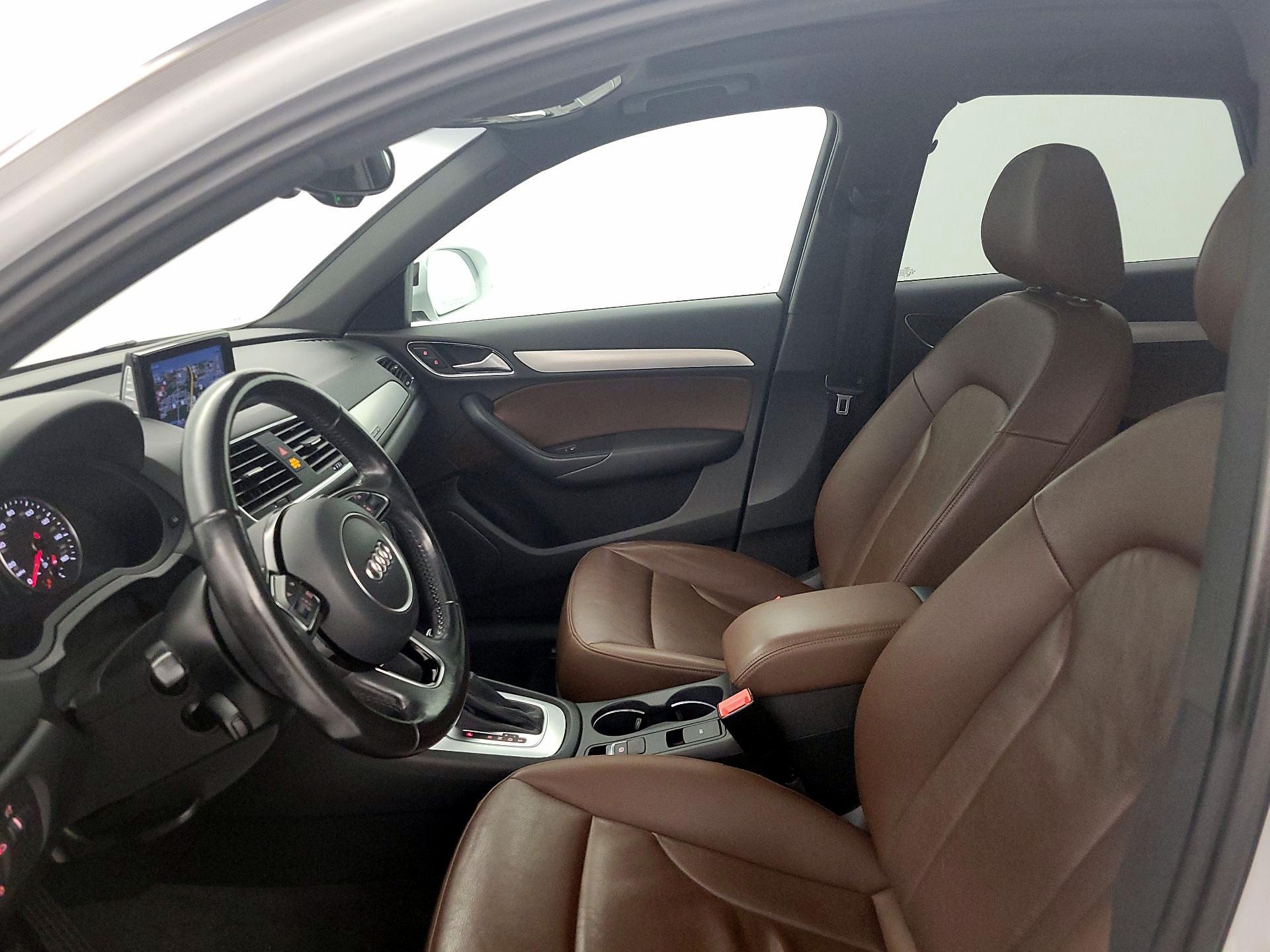 Thumbnail: 2015 Audi Q3 - 11