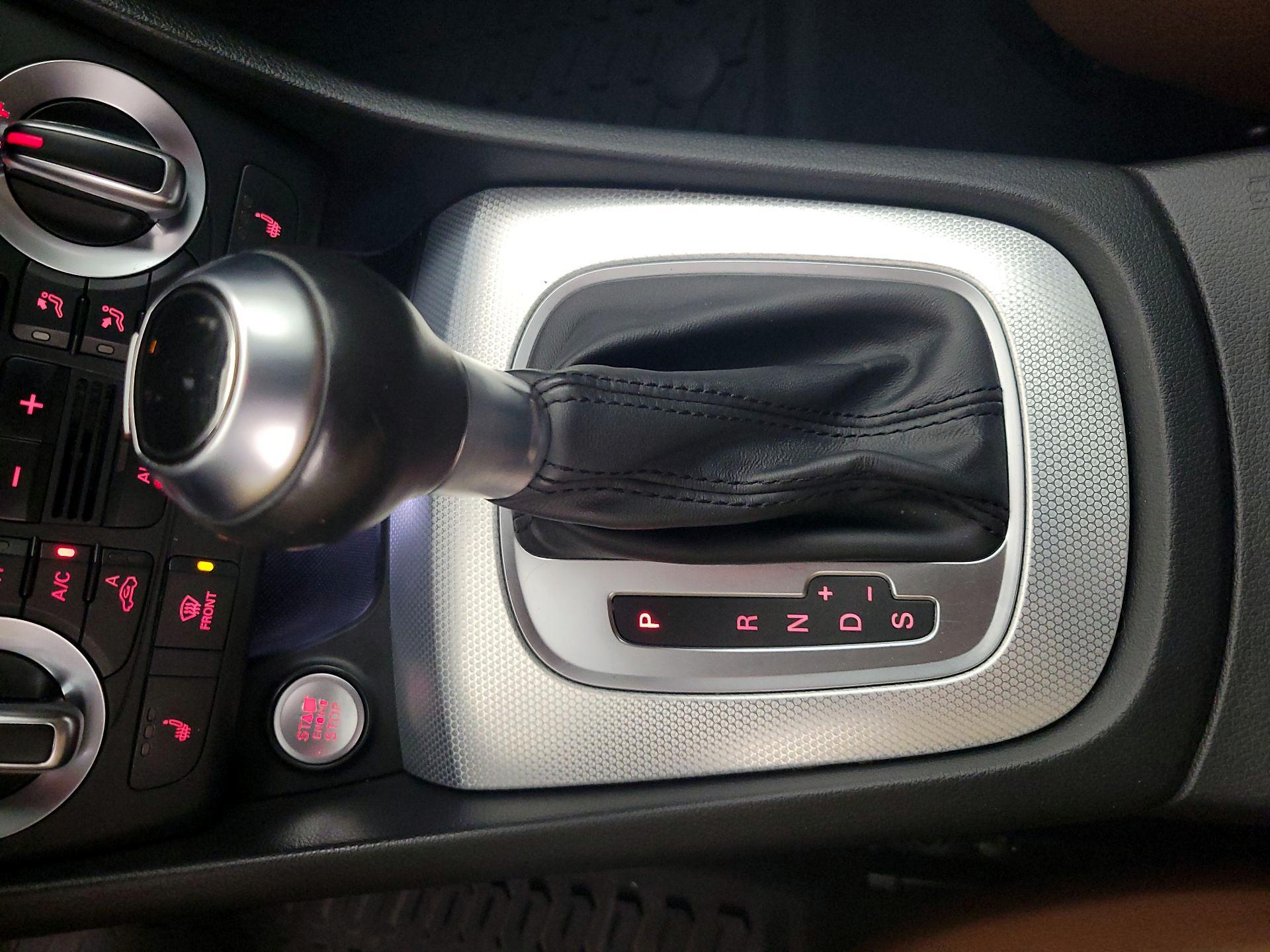 Thumbnail: 2015 Audi Q3 - 18