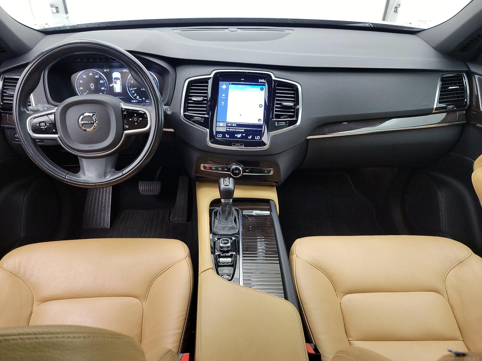 Thumbnail: 2017 Volvo XC90 - 9