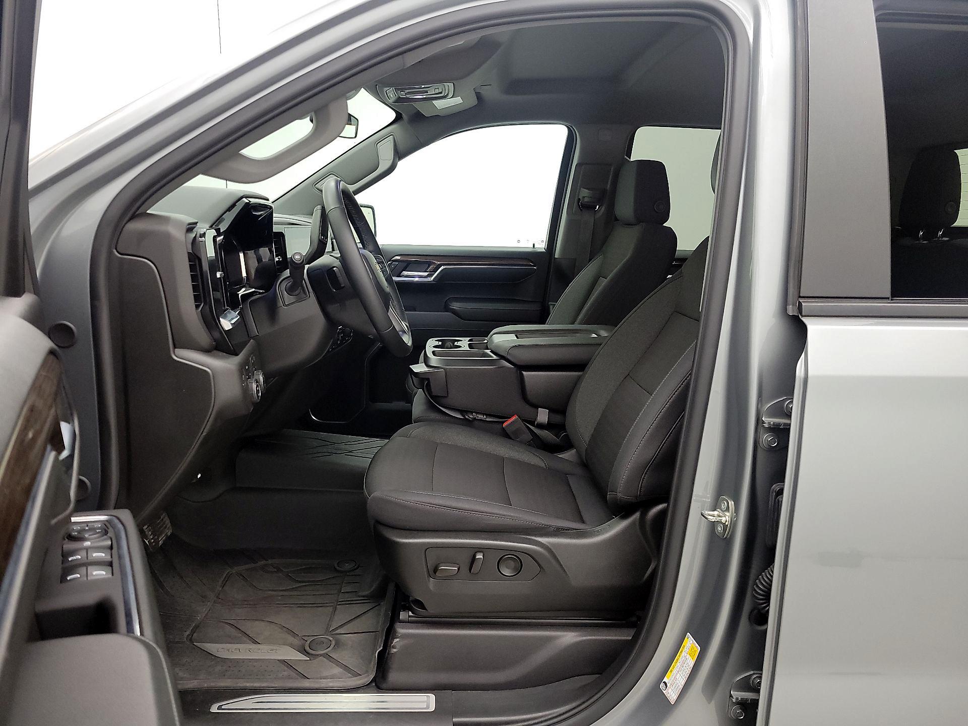 Thumbnail: 2024 Chevrolet Silverado 1500 - 11