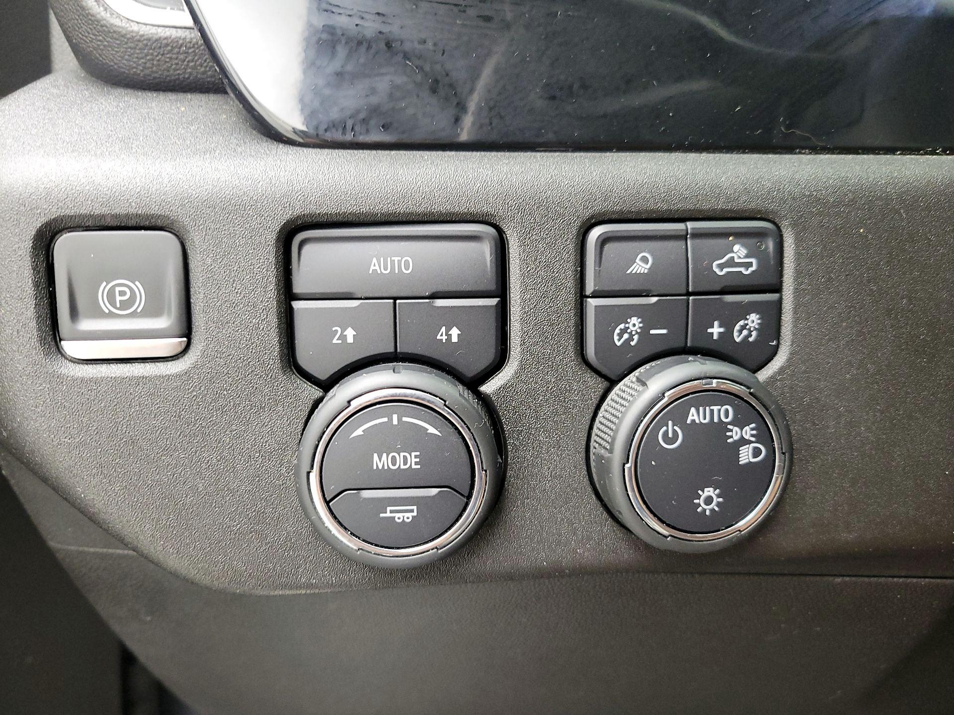 Thumbnail: 2024 Chevrolet Silverado 1500 - 13