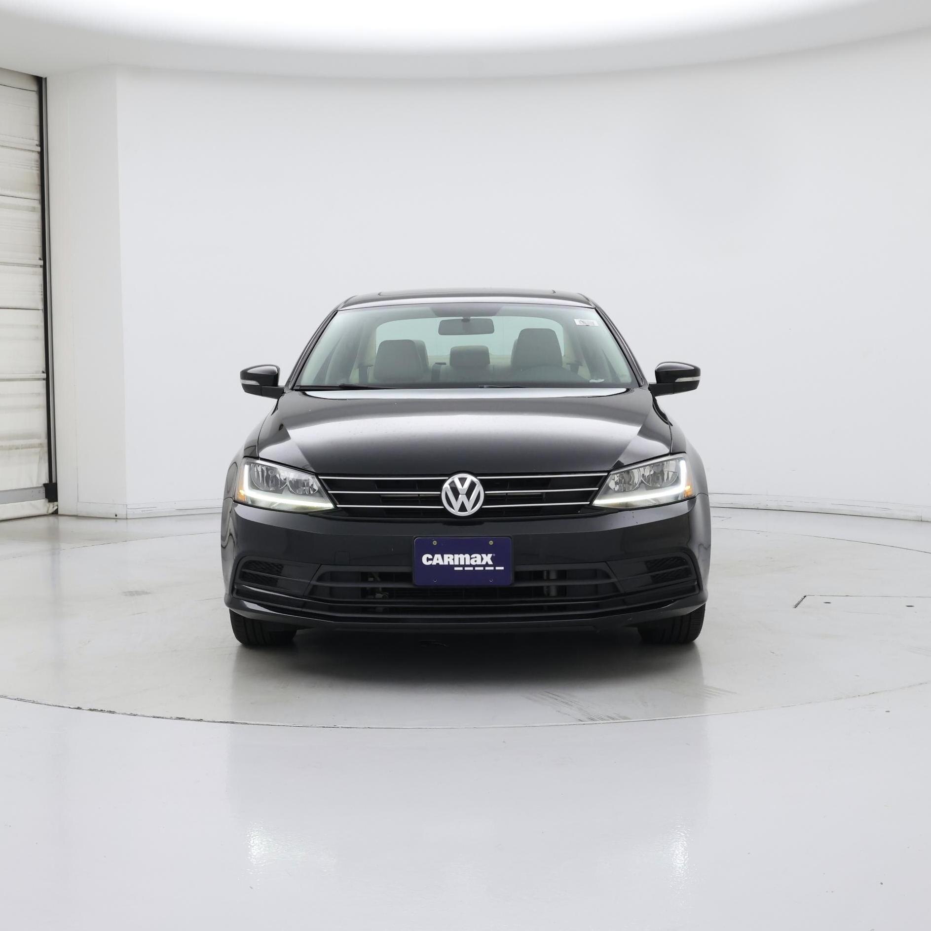 Thumbnail: 2017 Volkswagen Jetta - 5