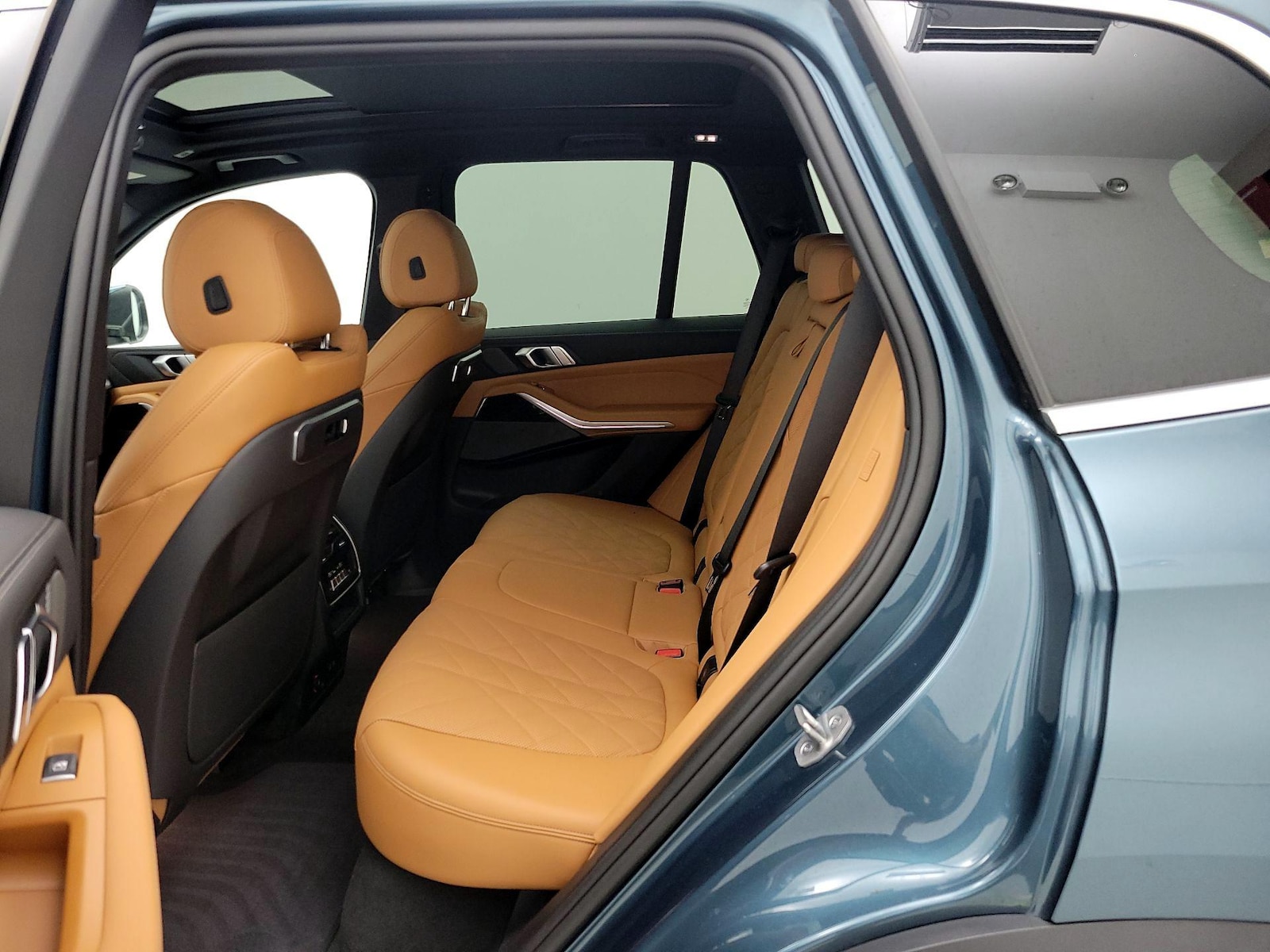 Rear Air Conditioning