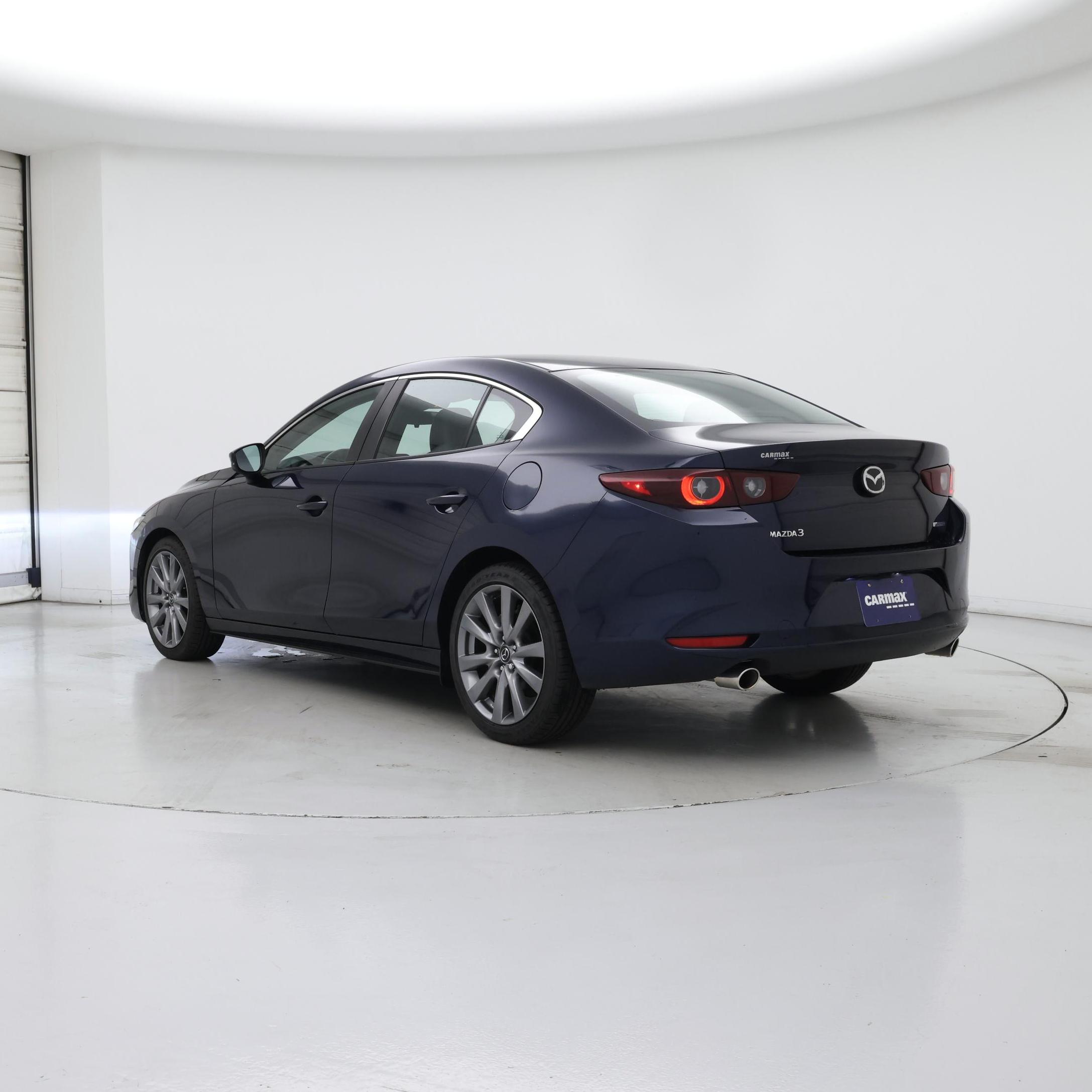 Thumbnail: 2022 Mazda Mazda3 - 2