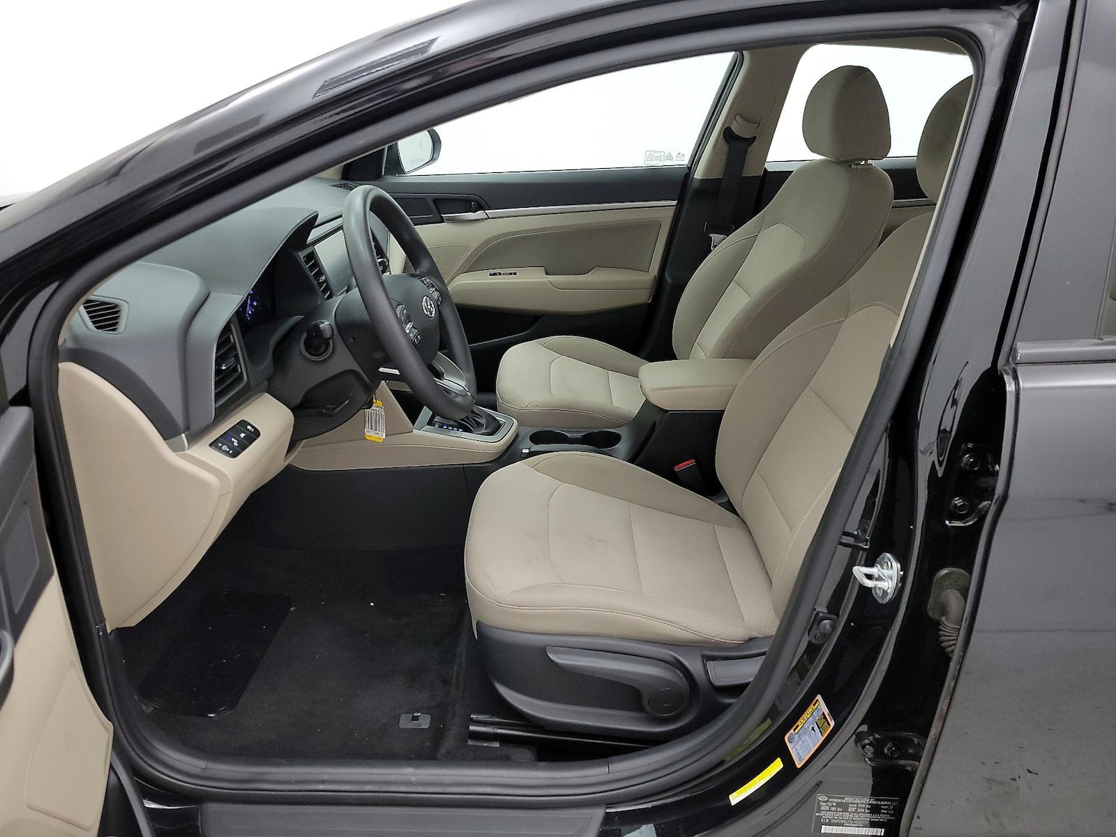 2020 Hyundai Elantra SEL - Photo 12