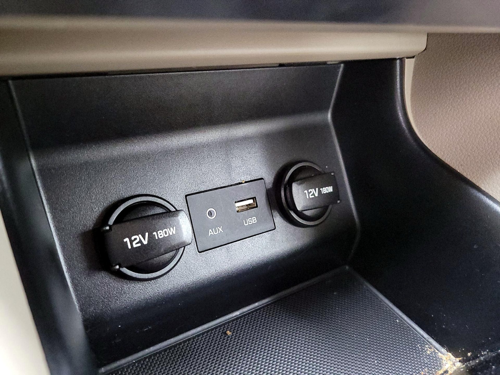 2020 Hyundai Elantra SEL - Photo 19