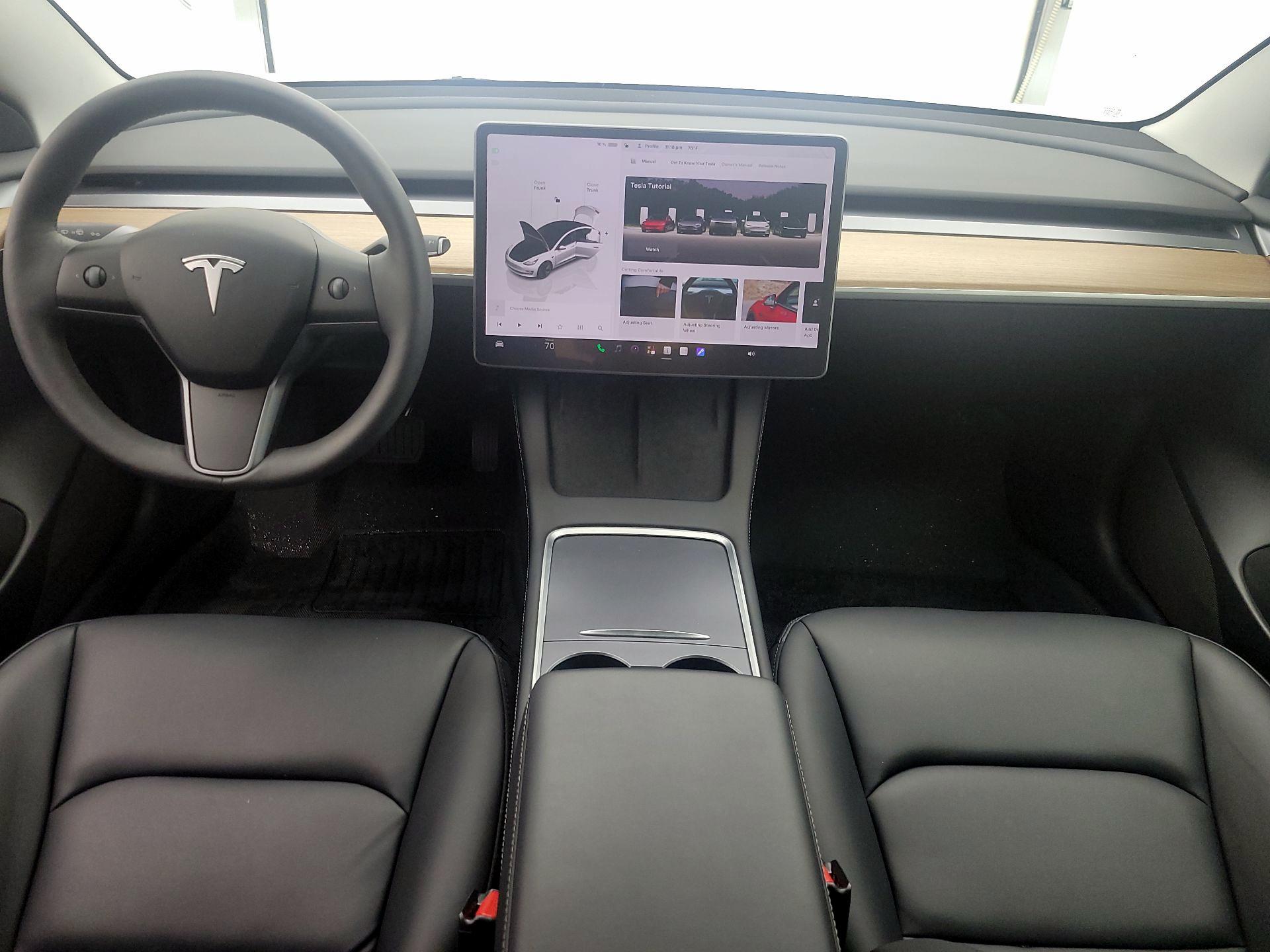 Thumbnail: 2023 Tesla Model 3 - 9