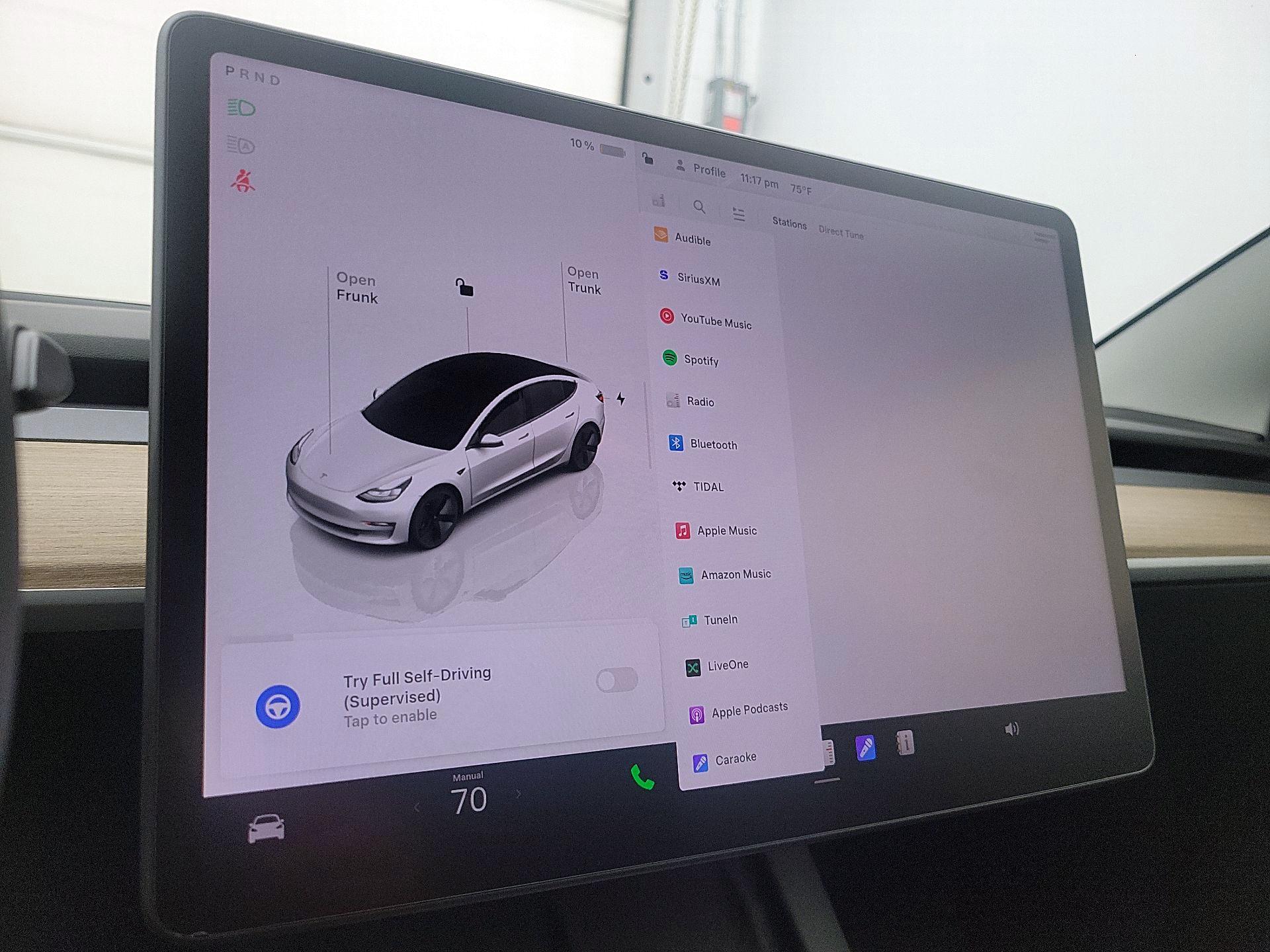 Thumbnail: 2023 Tesla Model 3 - 15