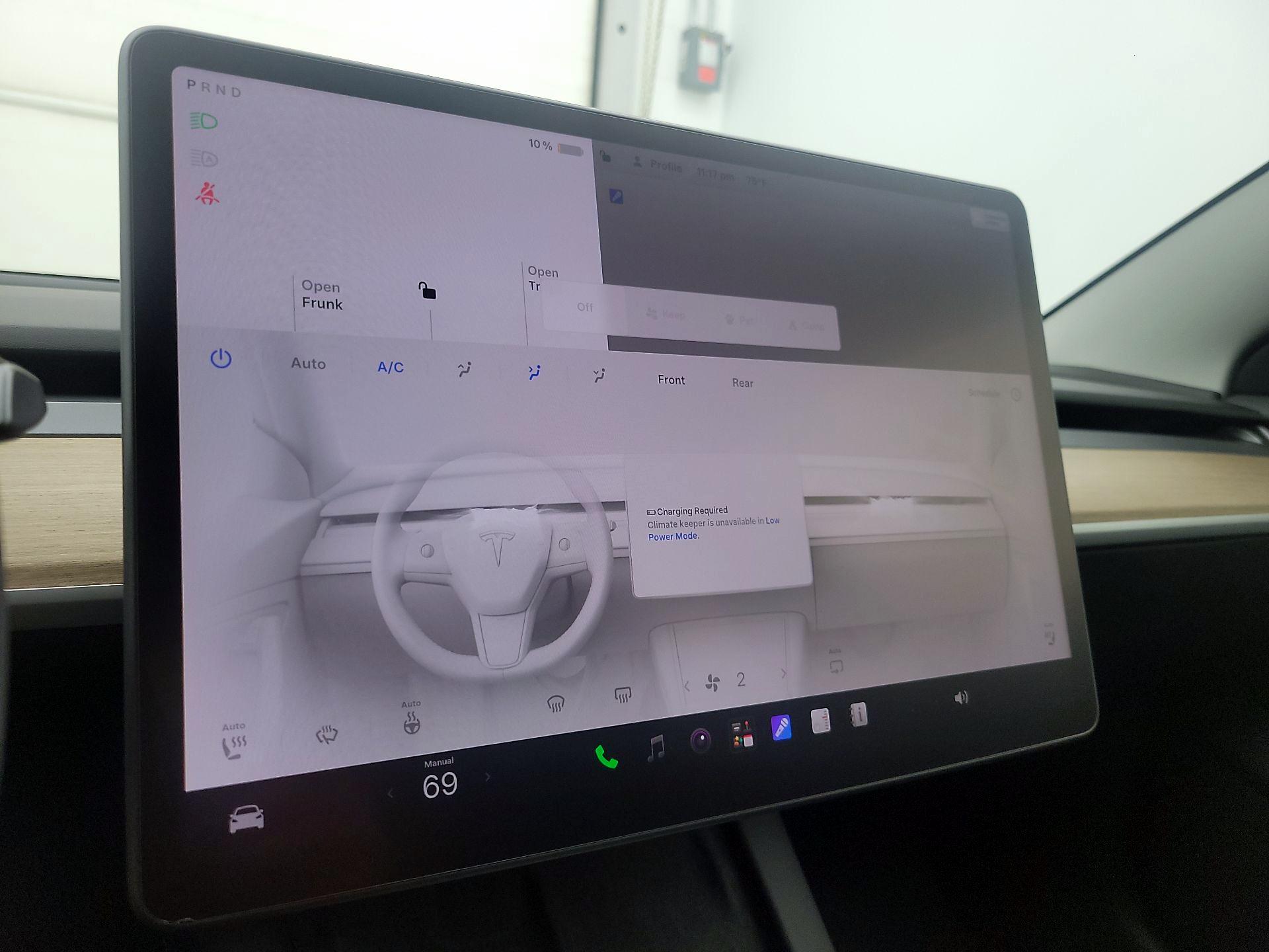 Thumbnail: 2023 Tesla Model 3 - 16