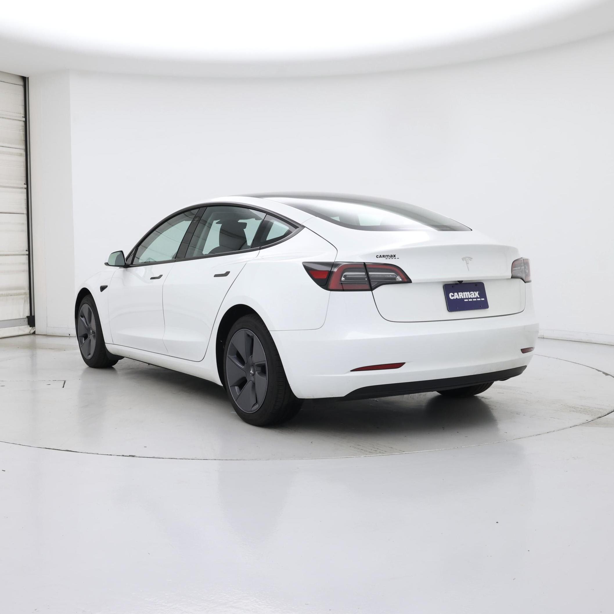Thumbnail: 2023 Tesla Model 3 - 2