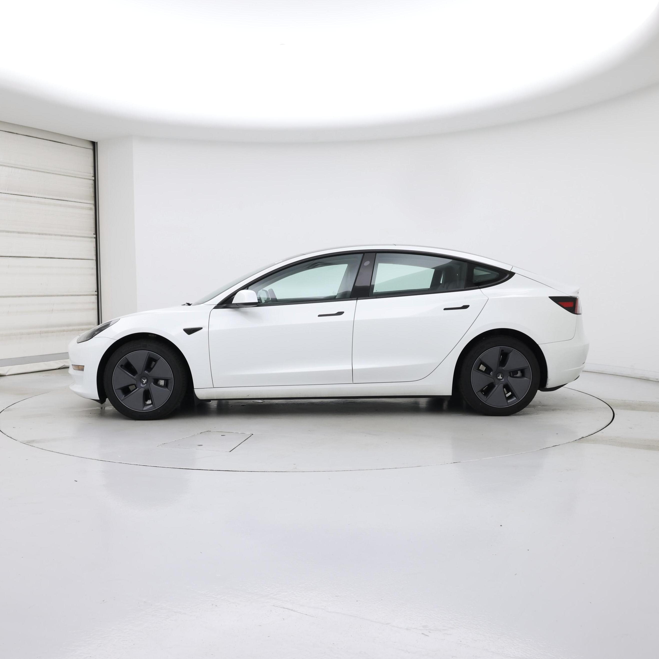 Thumbnail: 2023 Tesla Model 3 - 3