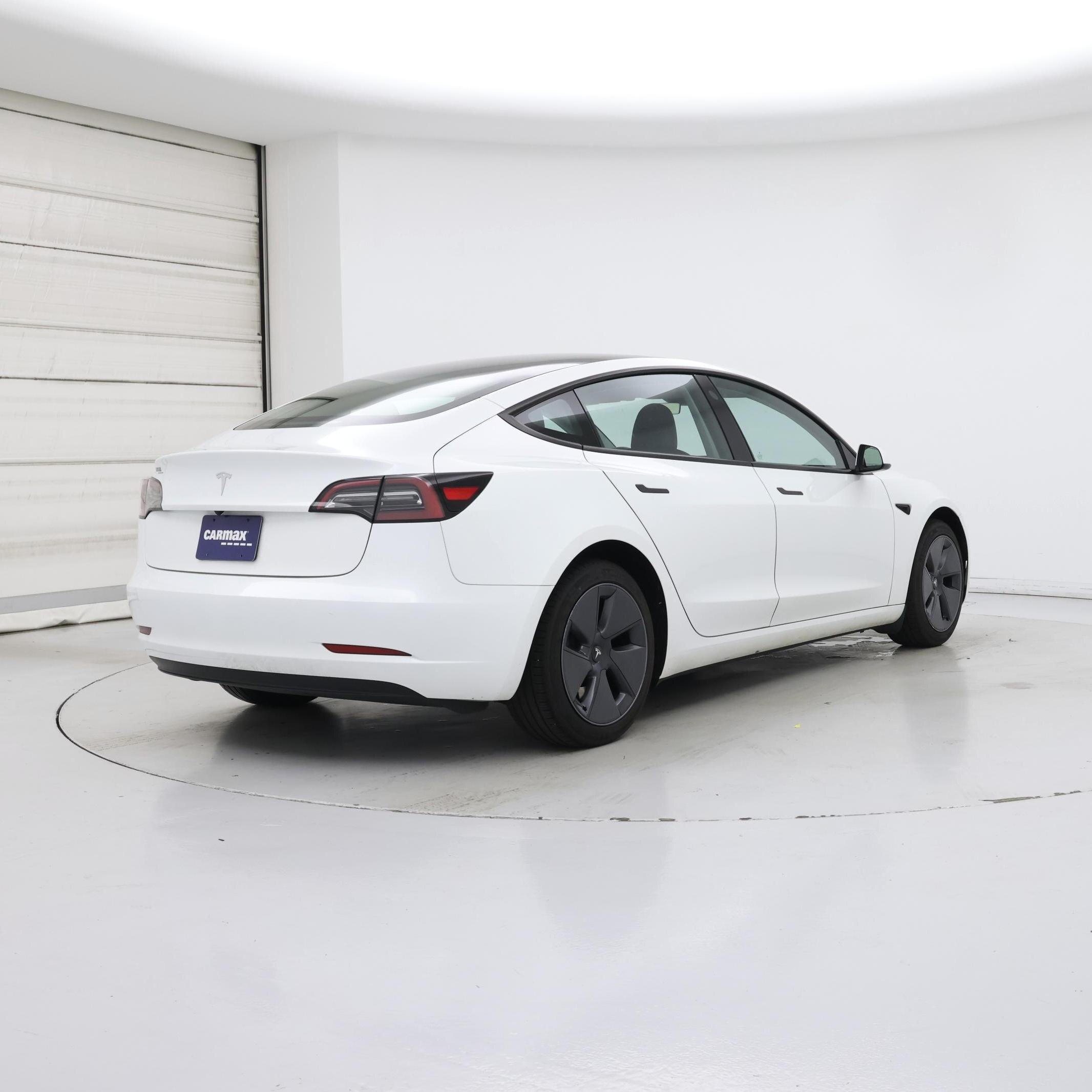 Thumbnail: 2023 Tesla Model 3 - 8