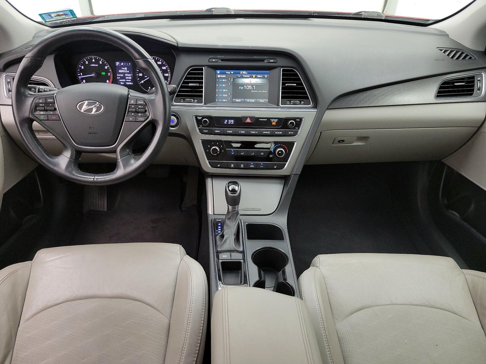 Thumbnail: 2016 Hyundai Sonata - 9