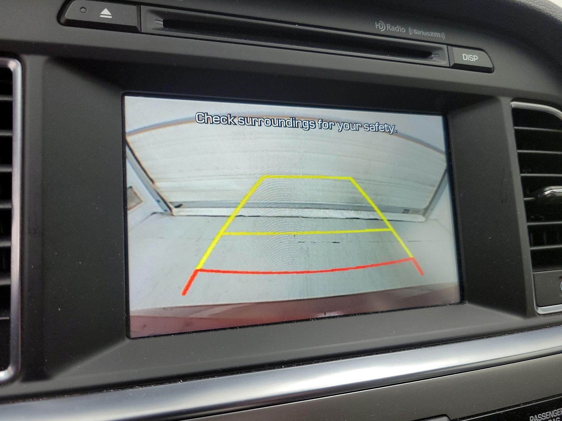 Thumbnail: 2016 Hyundai Sonata - 14