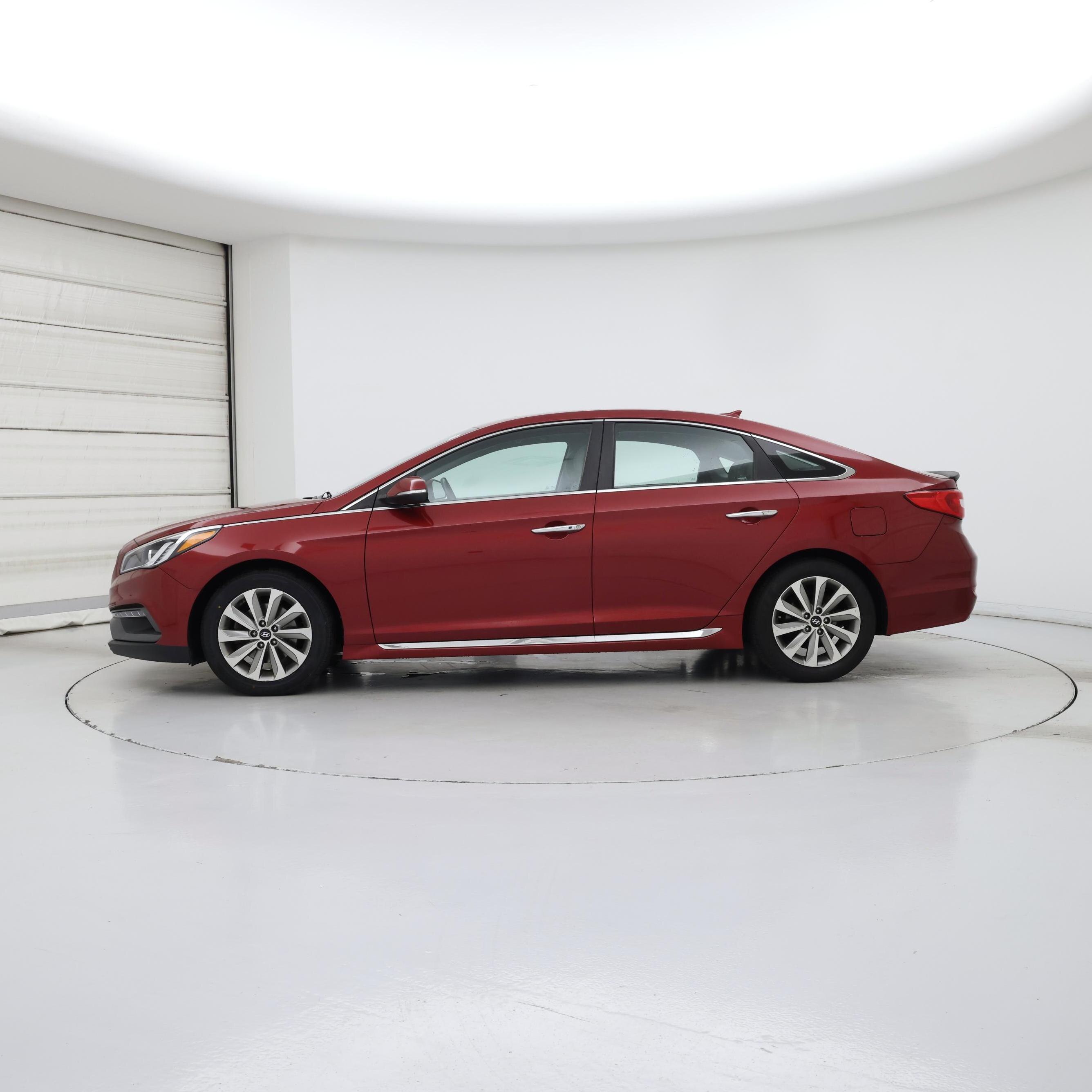 Thumbnail: 2016 Hyundai Sonata - 3