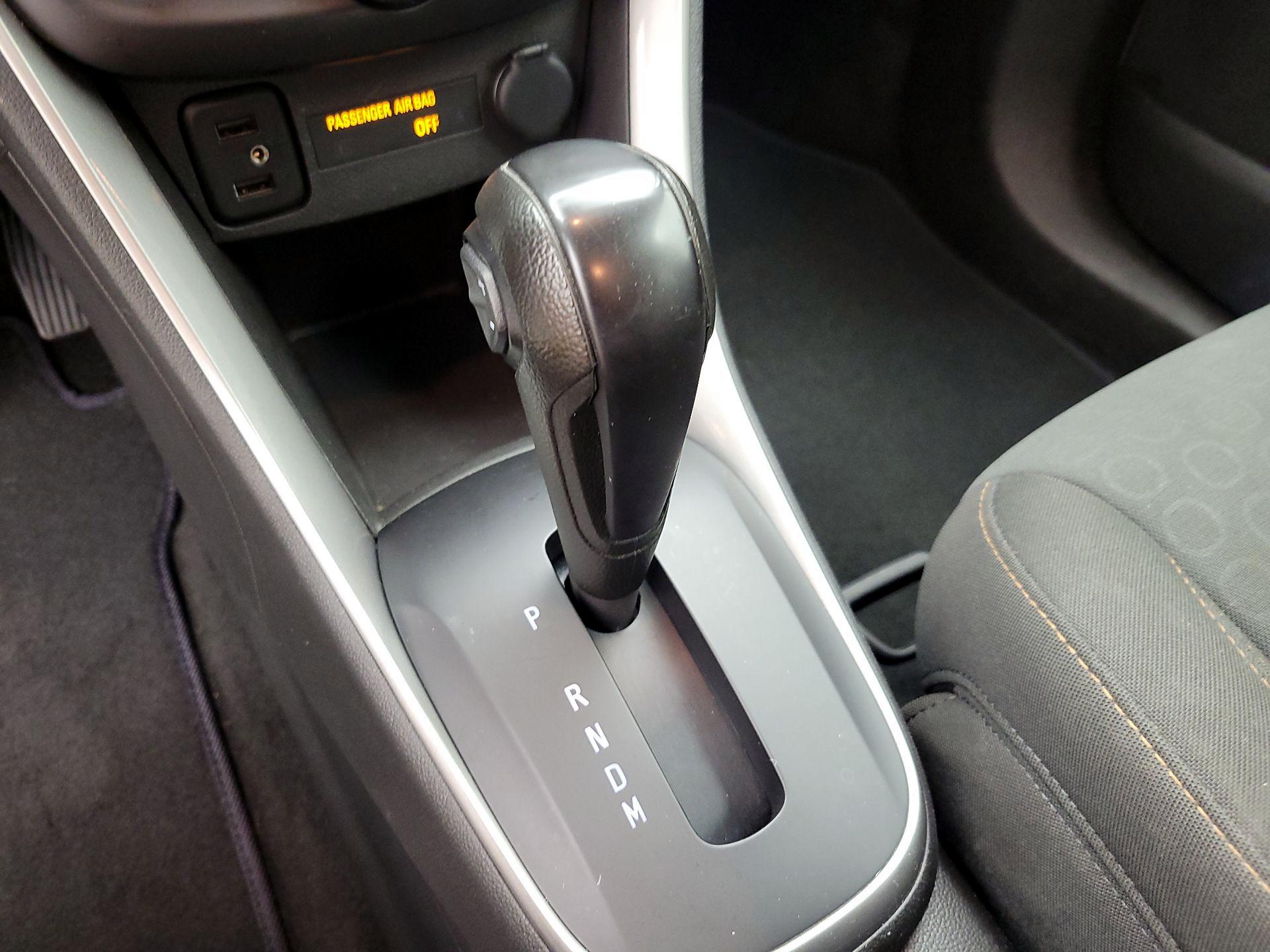 Thumbnail: 2021 Chevrolet Trax - 18