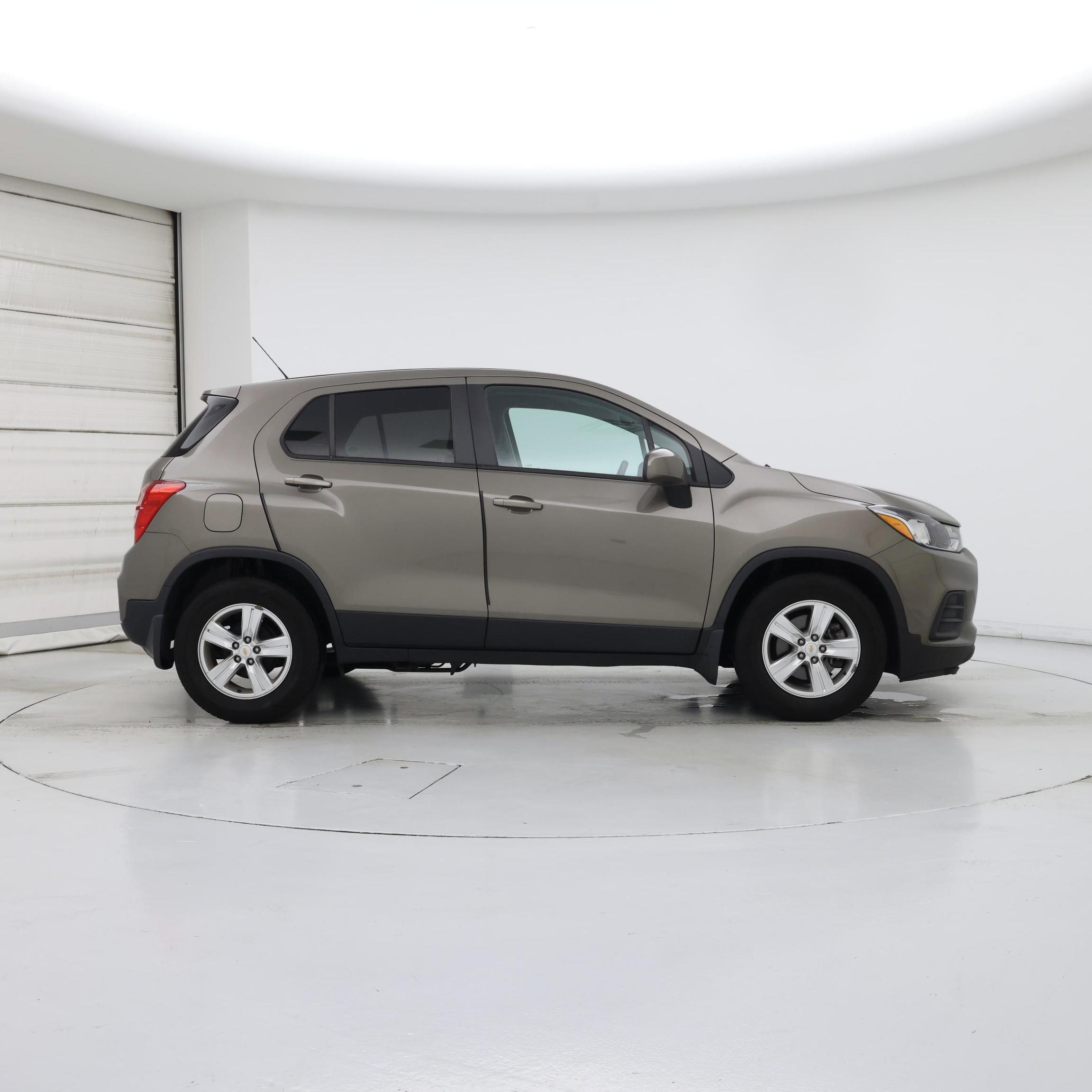 Thumbnail: 2021 Chevrolet Trax - 7