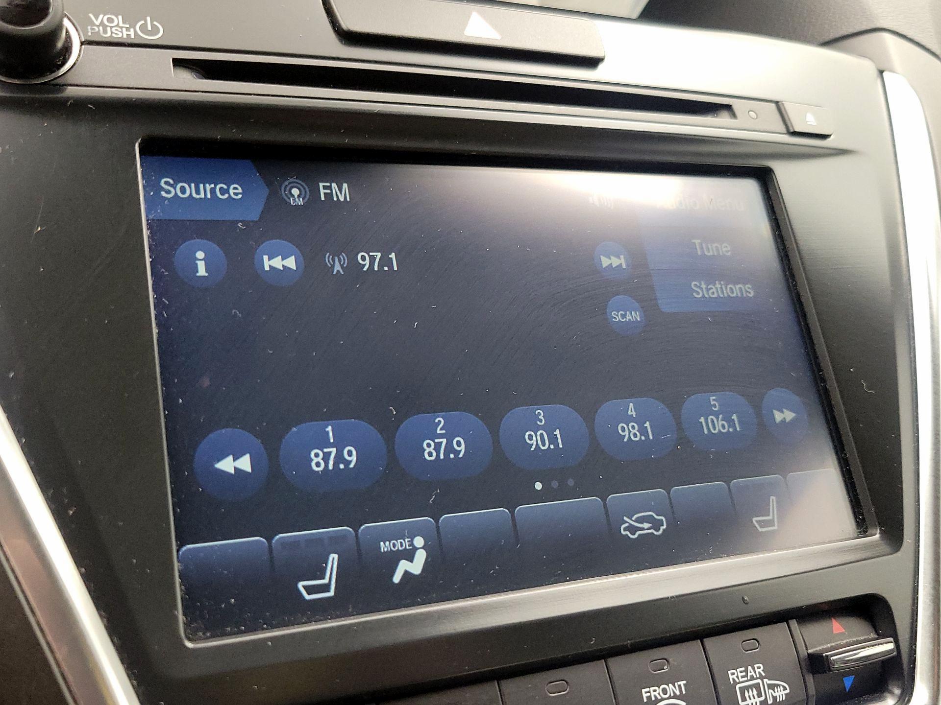Thumbnail: 2020 Acura MDX - 15