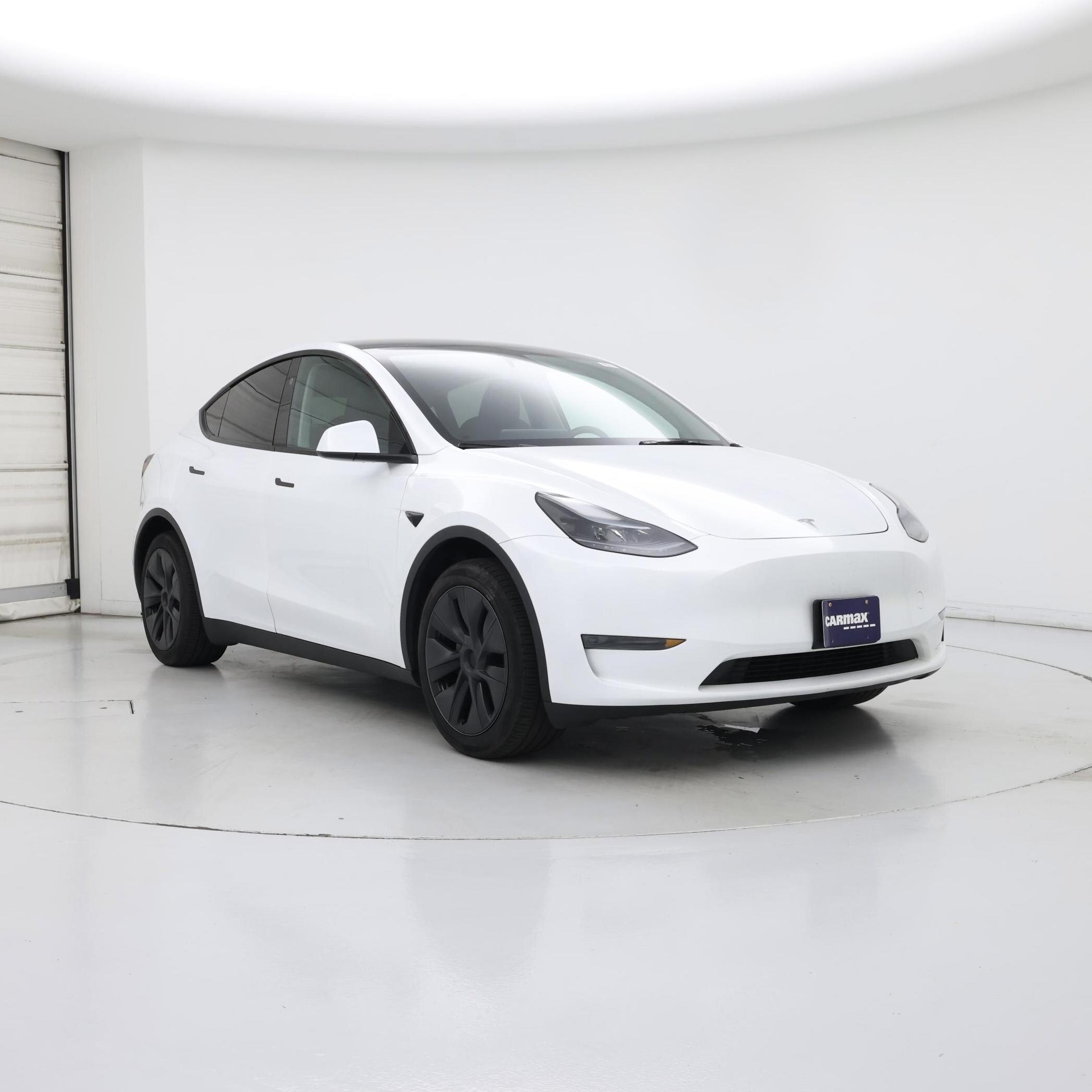 White 2025 Tesla Model Y SUV / Crossover Rear-Wheel Drive Automatic