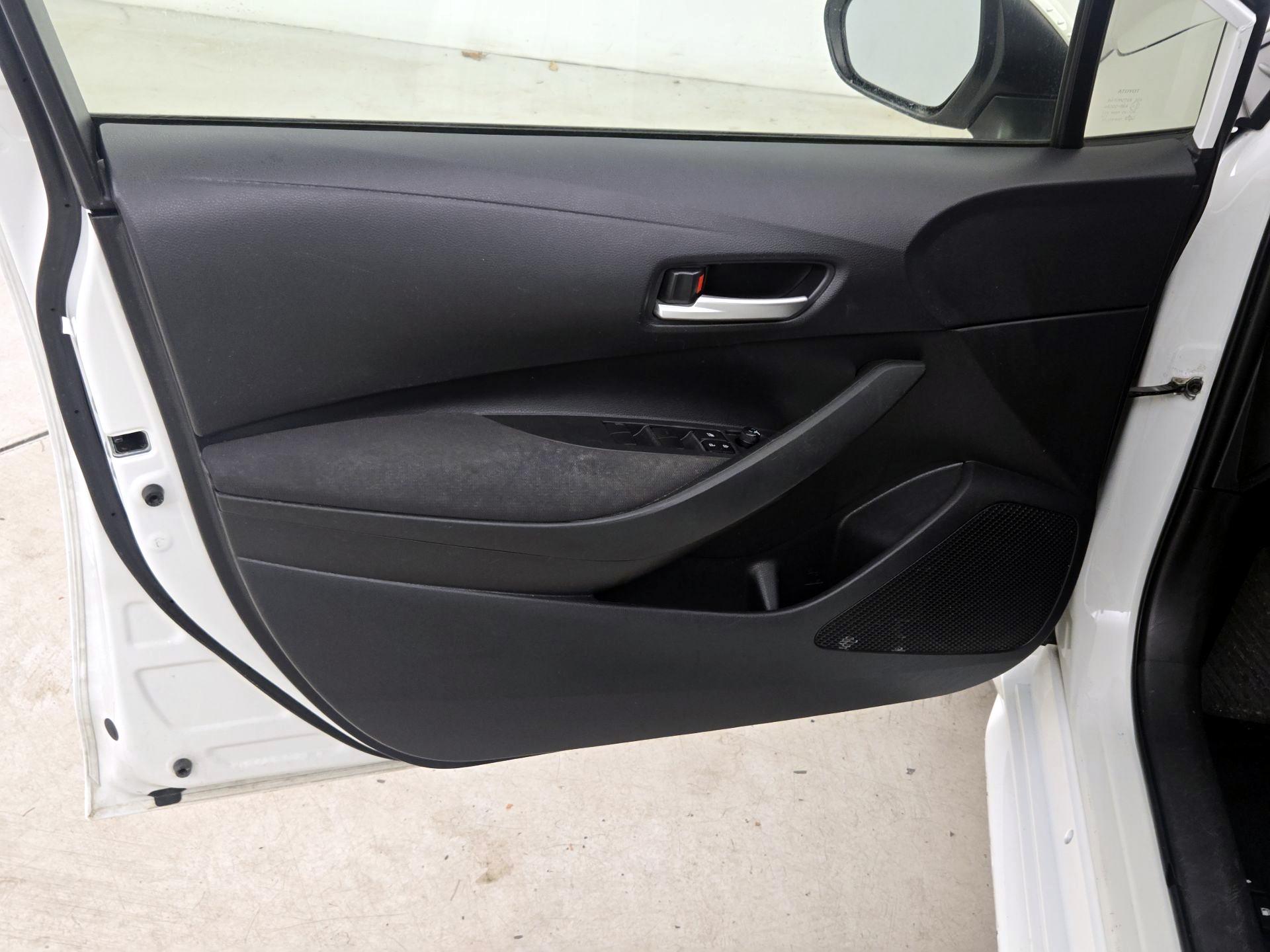 Thumbnail: 2020 Toyota Corolla - 12