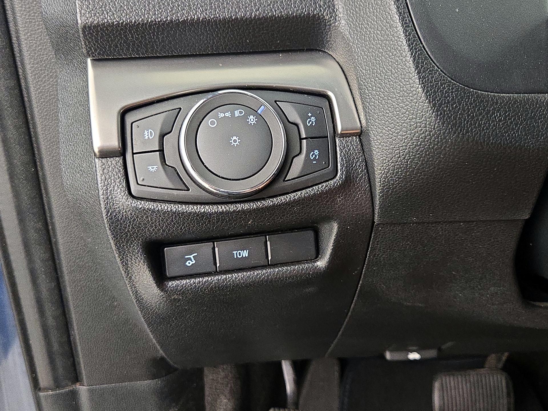 Thumbnail: 2018 Ford Explorer - 13