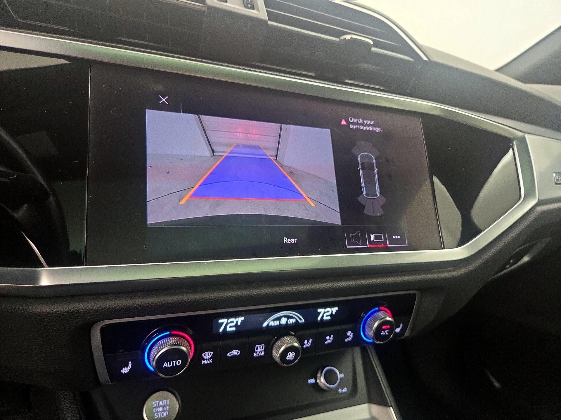 Thumbnail: 2020 Audi Q3 - 14