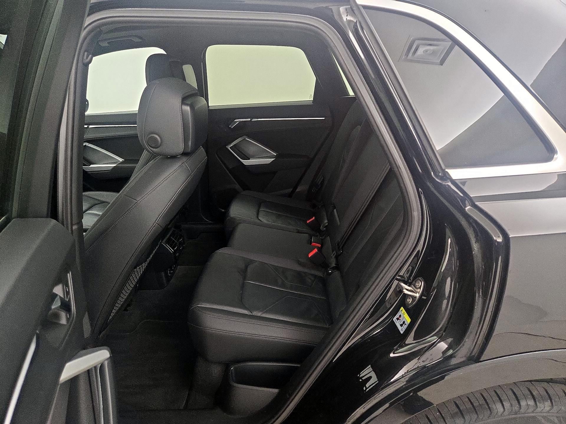 Thumbnail: 2020 Audi Q3 - 20