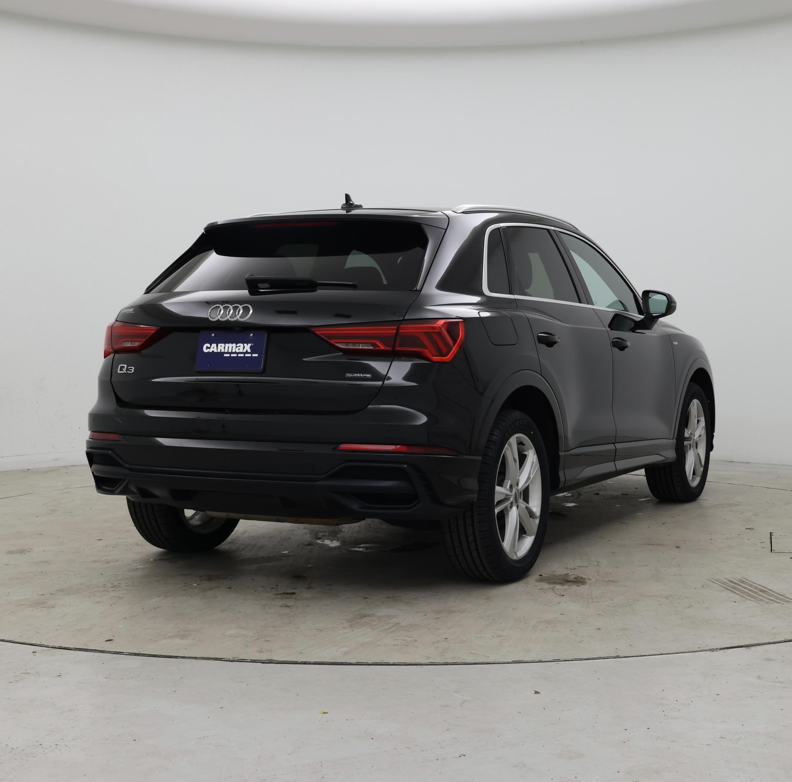 Thumbnail: 2020 Audi Q3 - 8