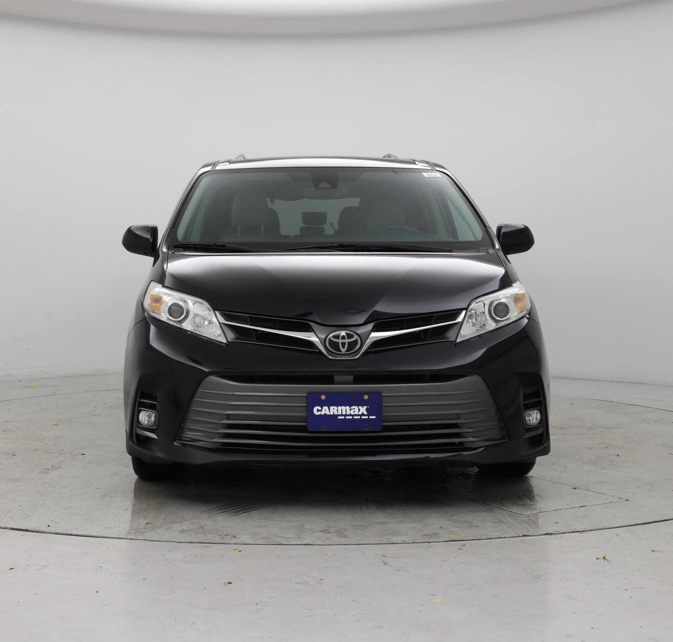 Thumbnail: 2019 Toyota Sienna - 5
