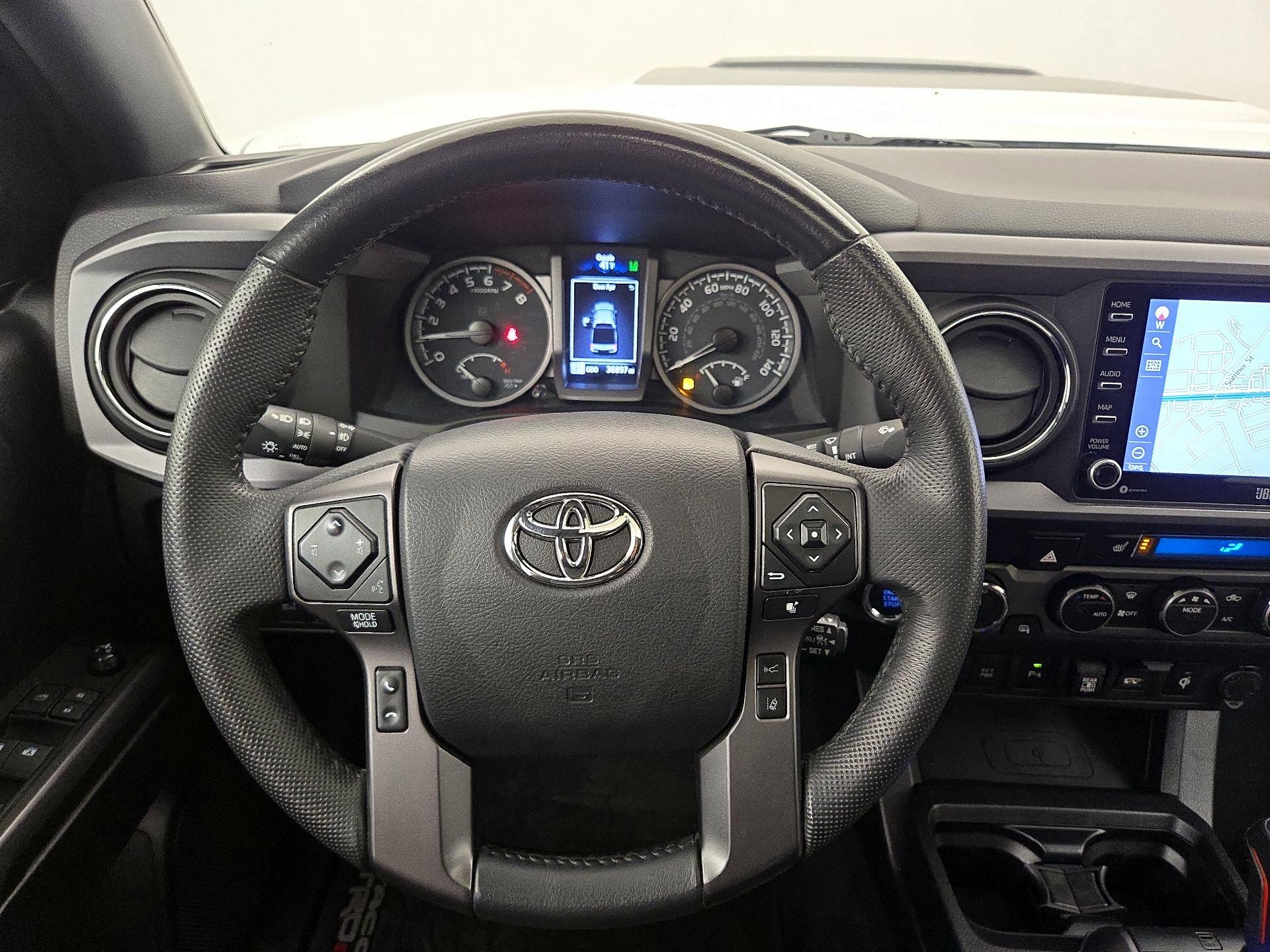 Thumbnail: 2021 Toyota Tacoma - 10