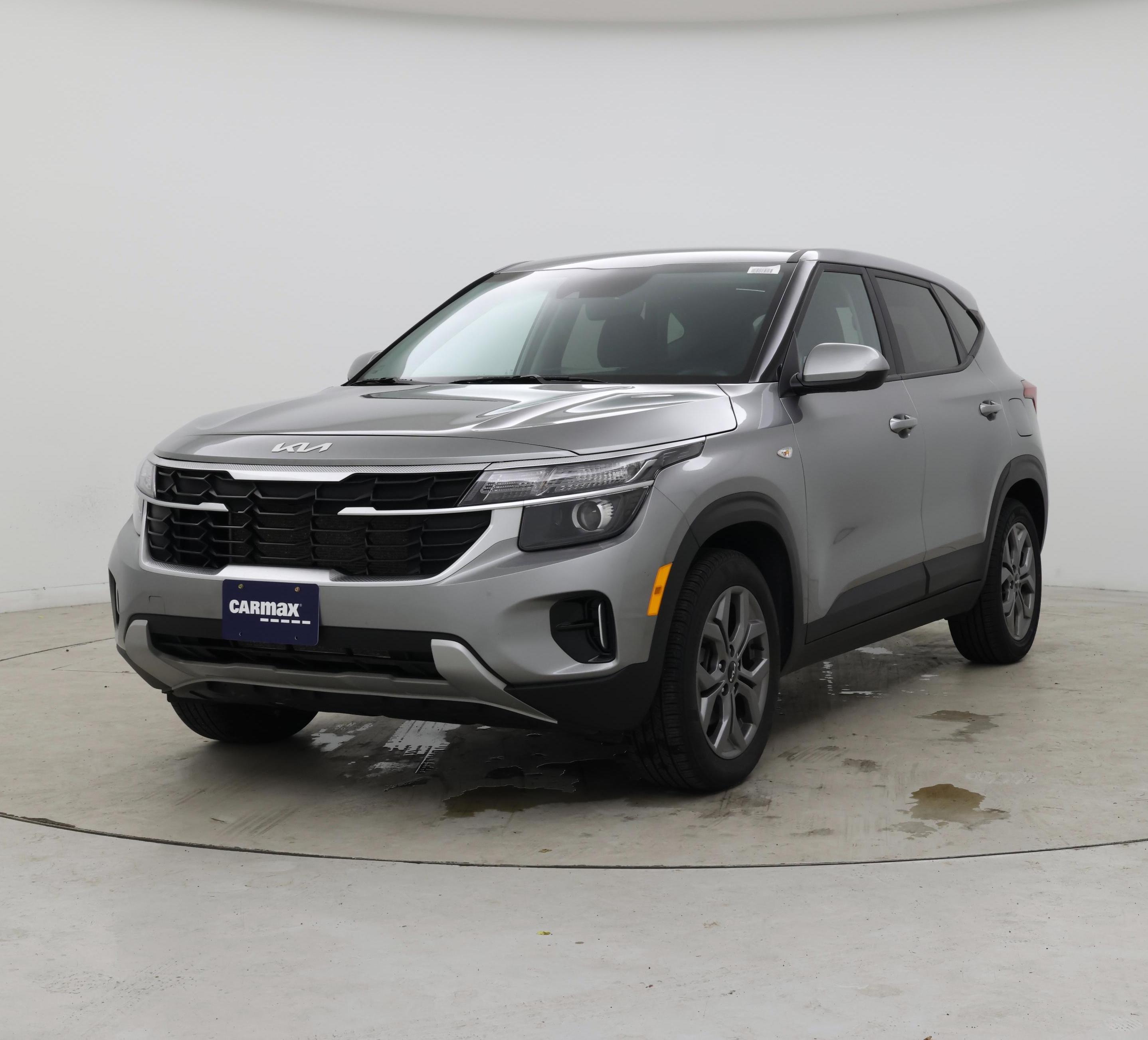 Thumbnail: 2024 Kia Seltos - 4