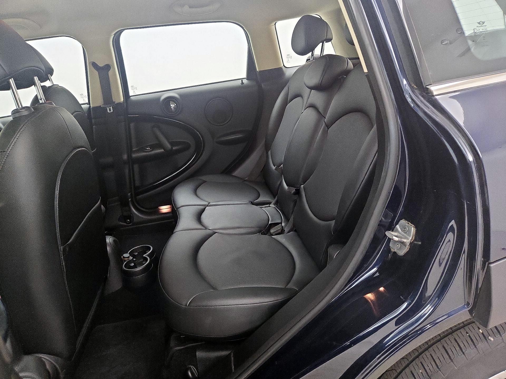 Thumbnail: 2016 MINI Cooper Countryman - 17