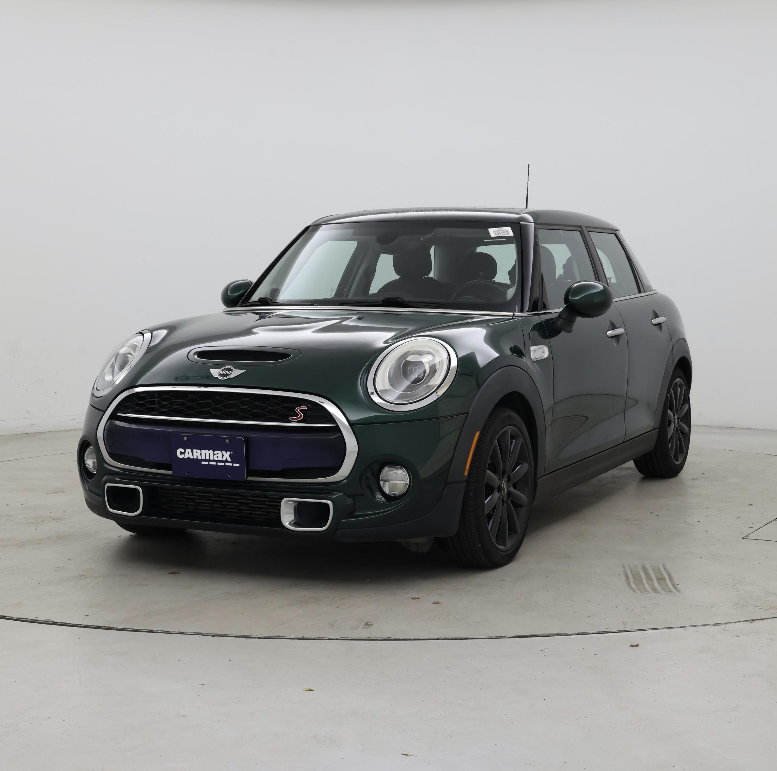 Thumbnail: 2016 MINI Cooper Hardtop - 4