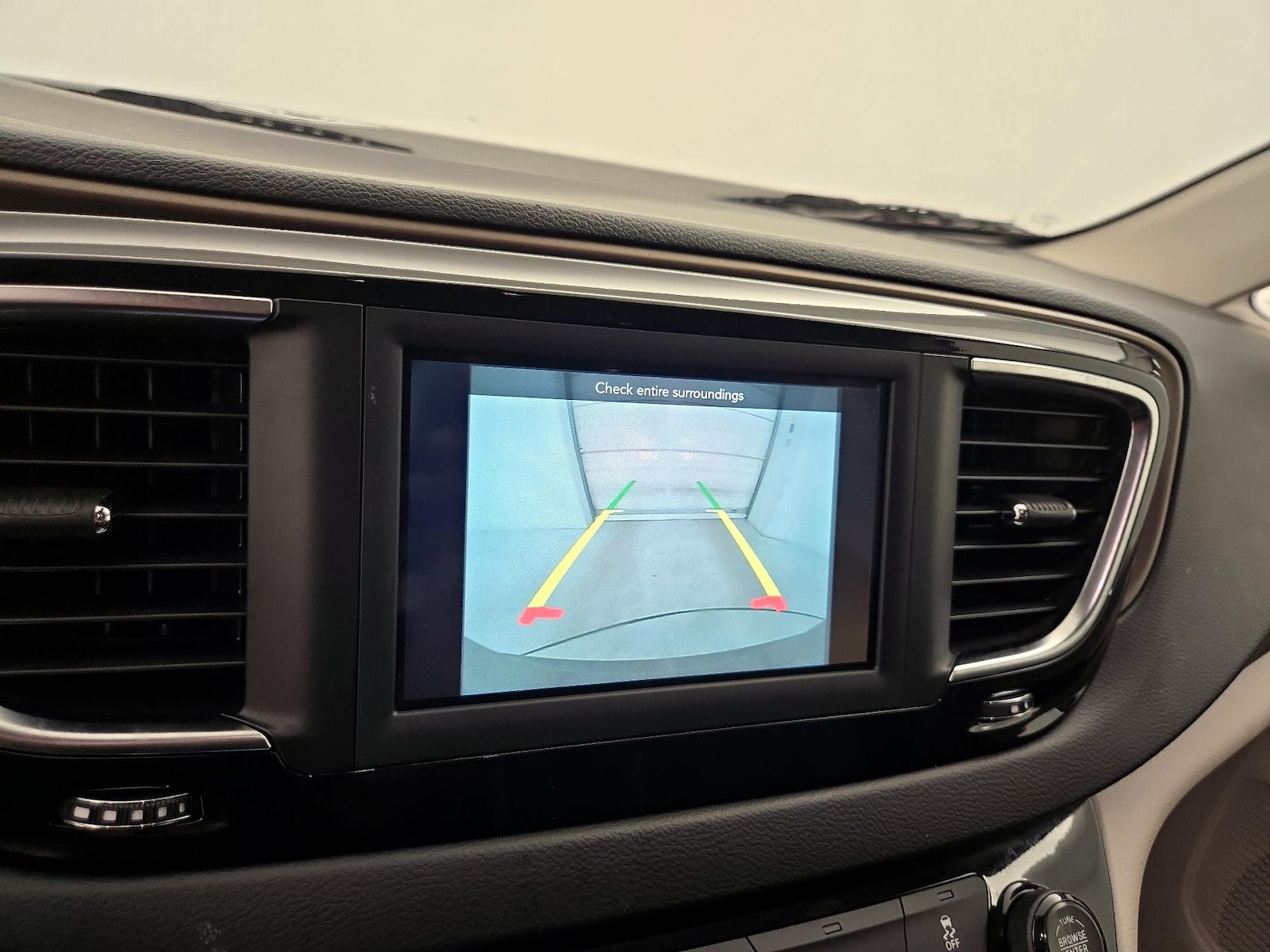 2018 Chrysler Pacifica Touring L - Photo 15