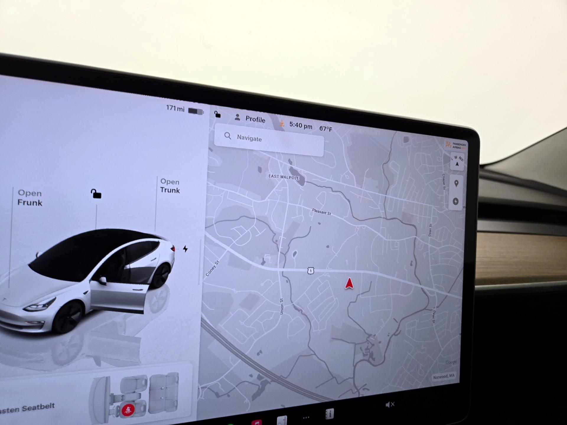 Thumbnail: 2023 Tesla Model 3 - 13