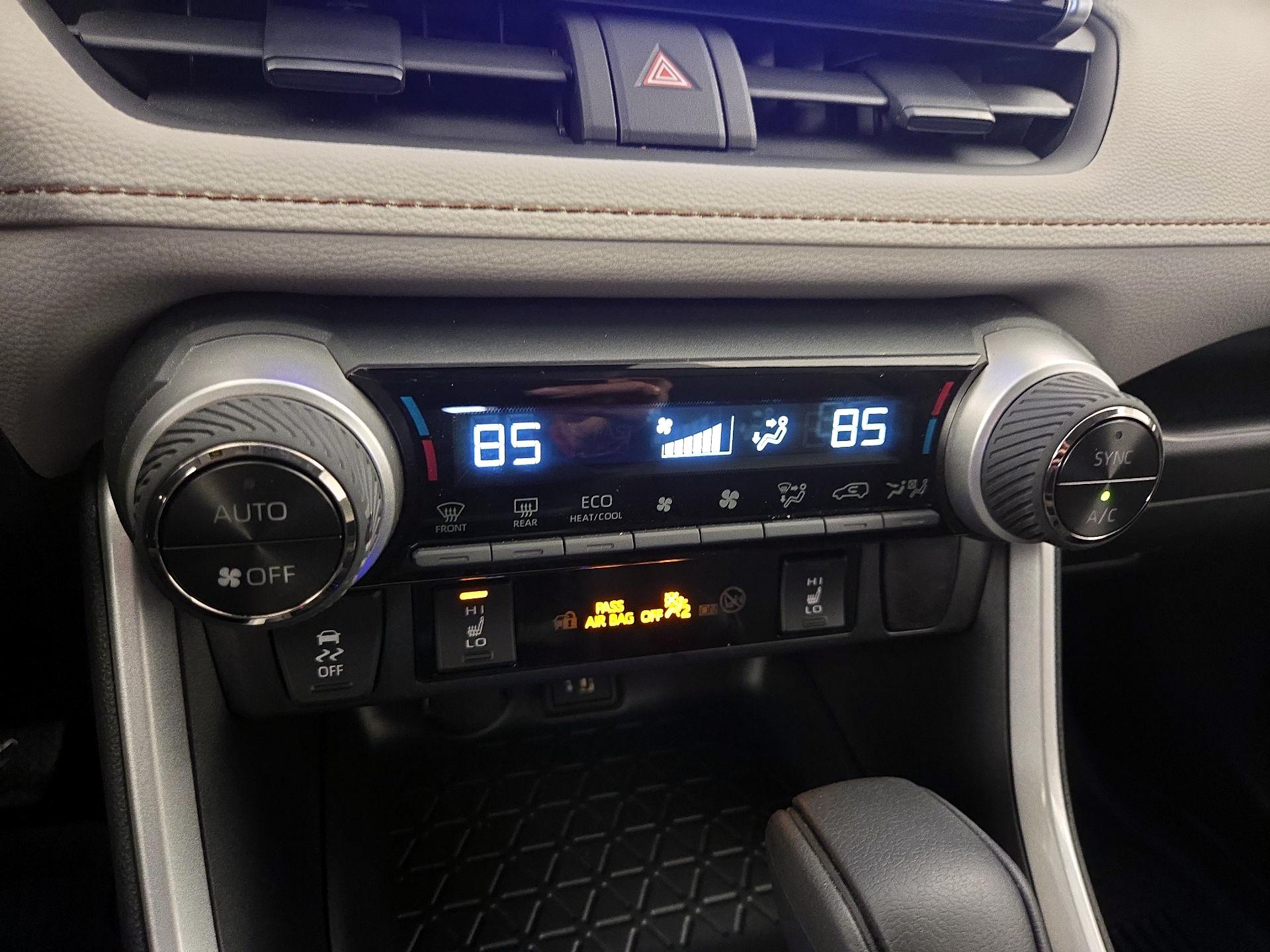 Thumbnail: 2025 Toyota RAV4 - 15